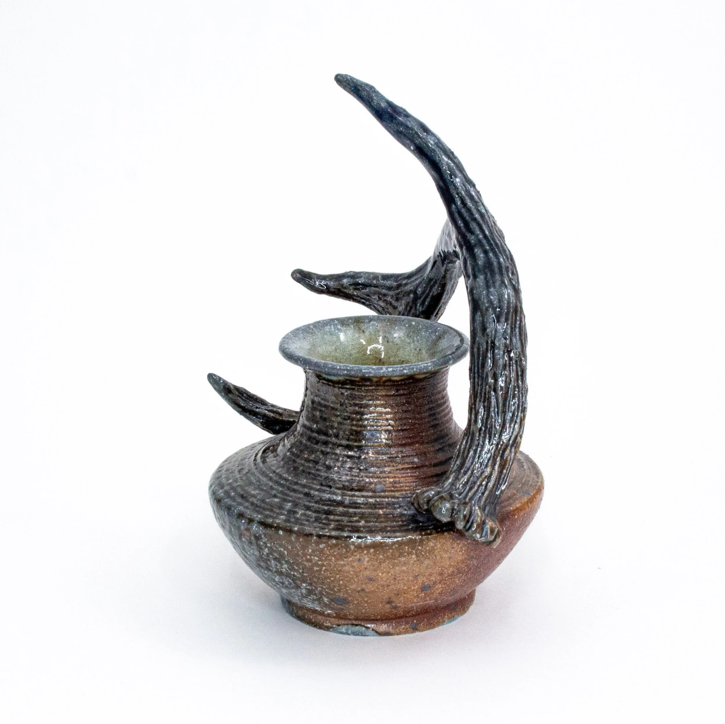 tiny single antler vase46.jpg