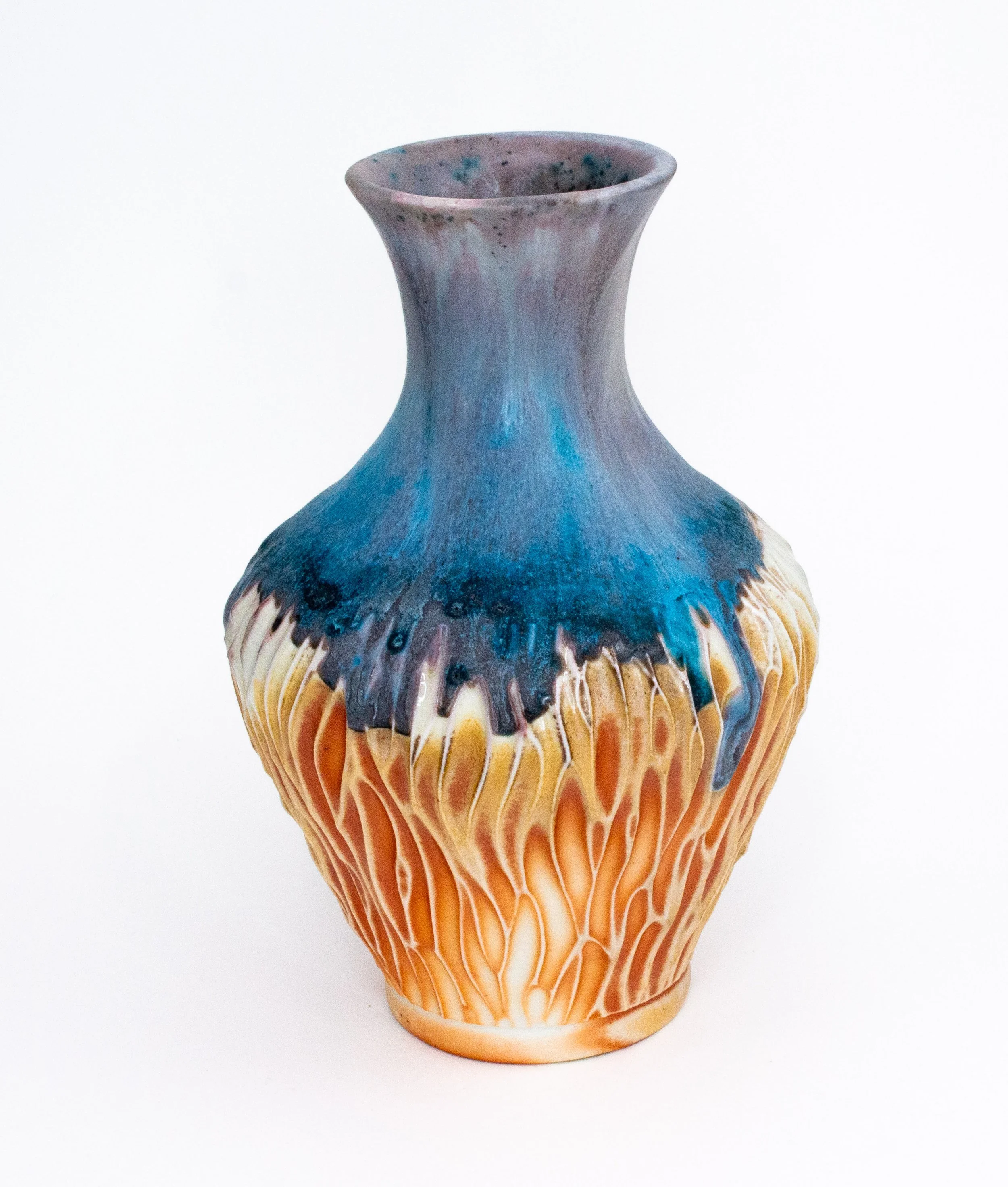porcelain vase_107.jpg