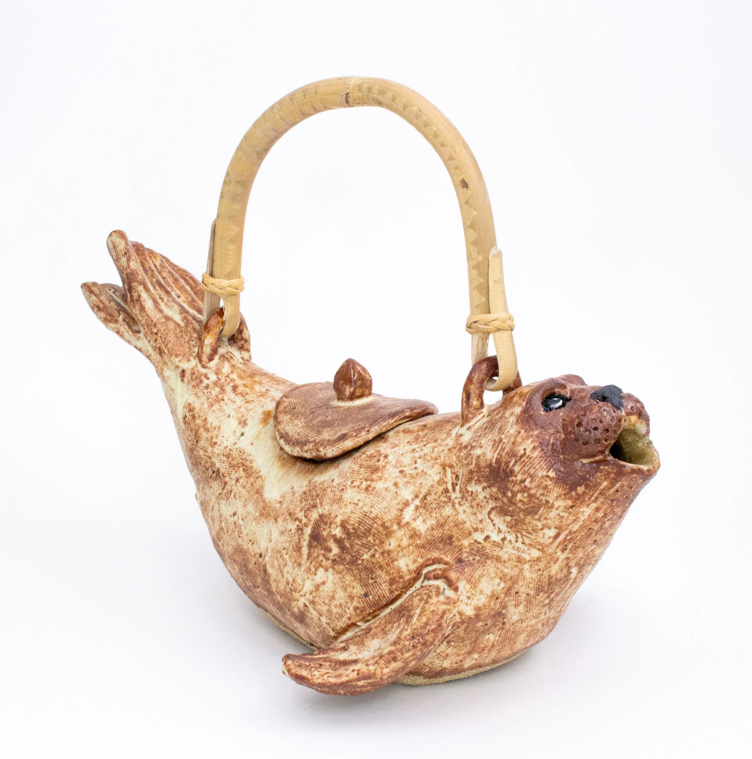 seal teapot64.jpg