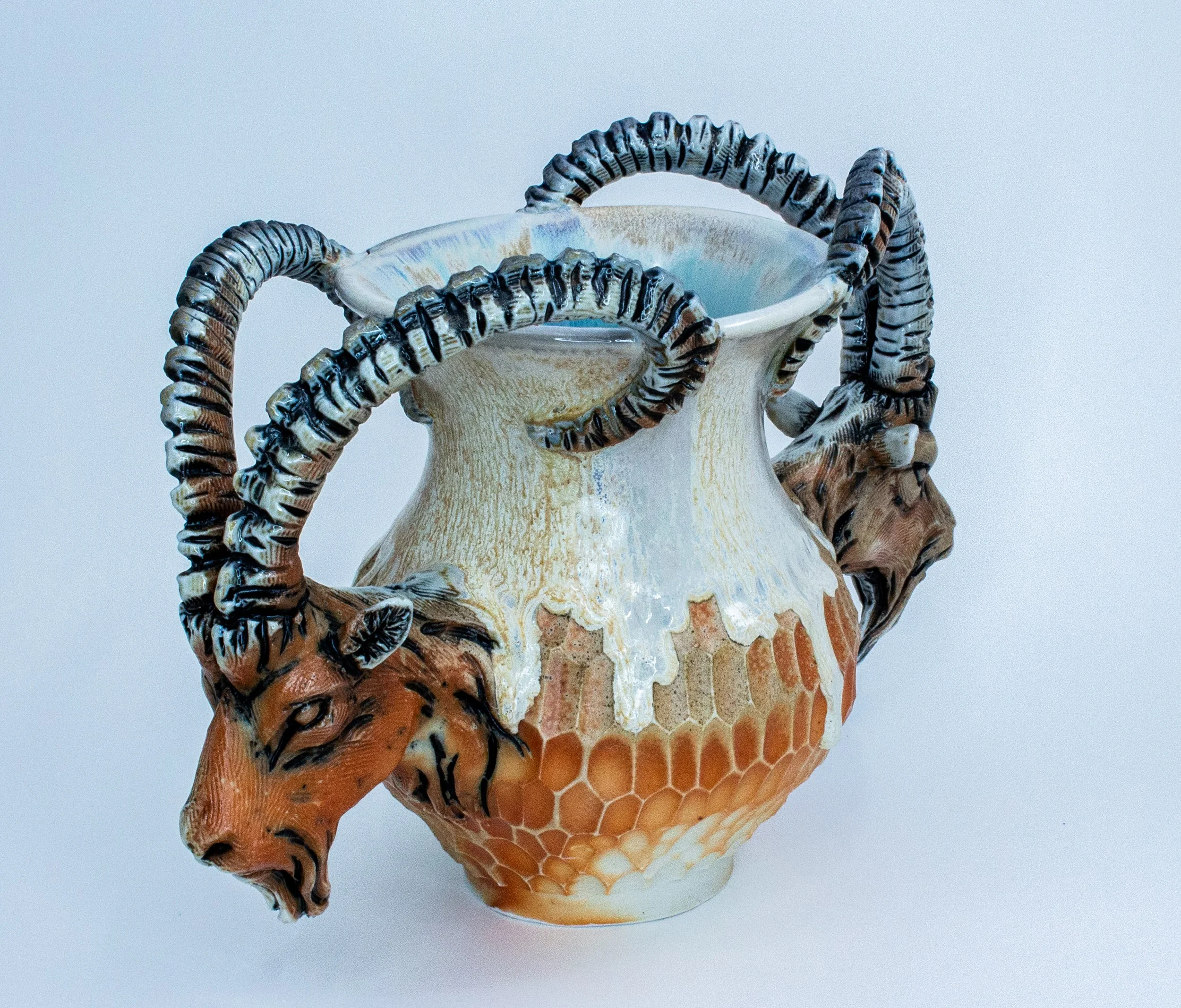 goat vase -pink:white66.jpg