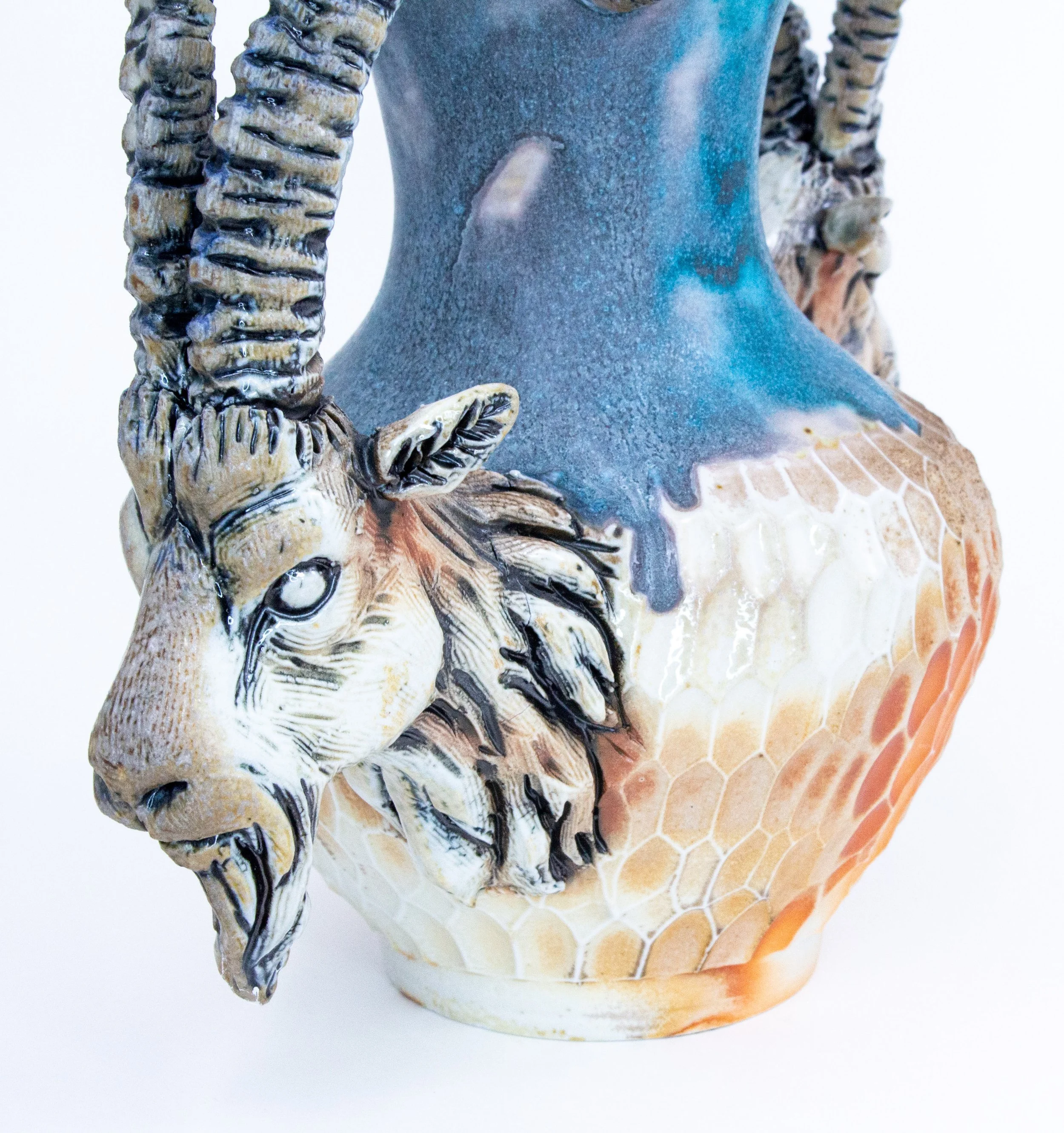 blue goat vase62.jpg