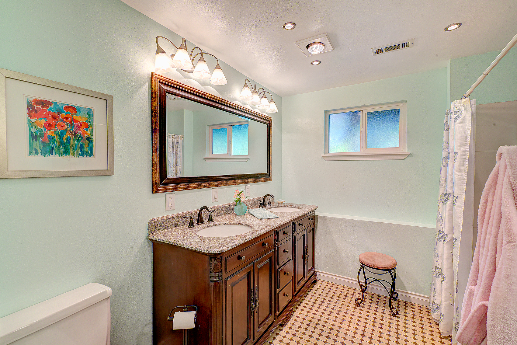 12b-basement-bath.jpg