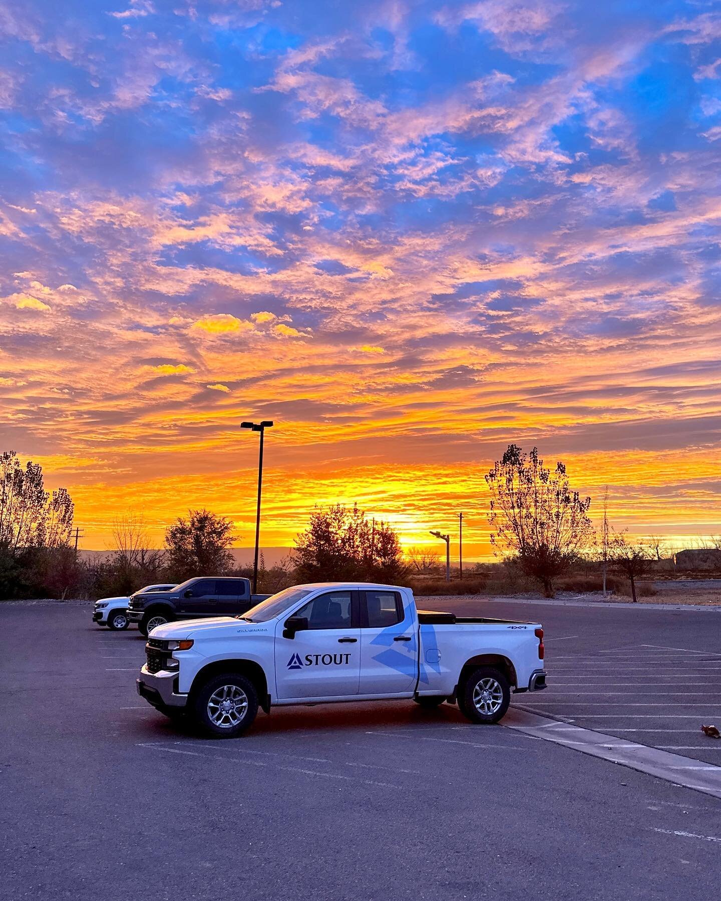 This sunrise 😍 Working outside everyday has its perks.
.
.
.
.
.
.
.
#sunrise #stout #construction #earlybird #underconstruction #project #groundbreaking #tractor #officeview #workhardplayhard #safetyfirst #hardhat