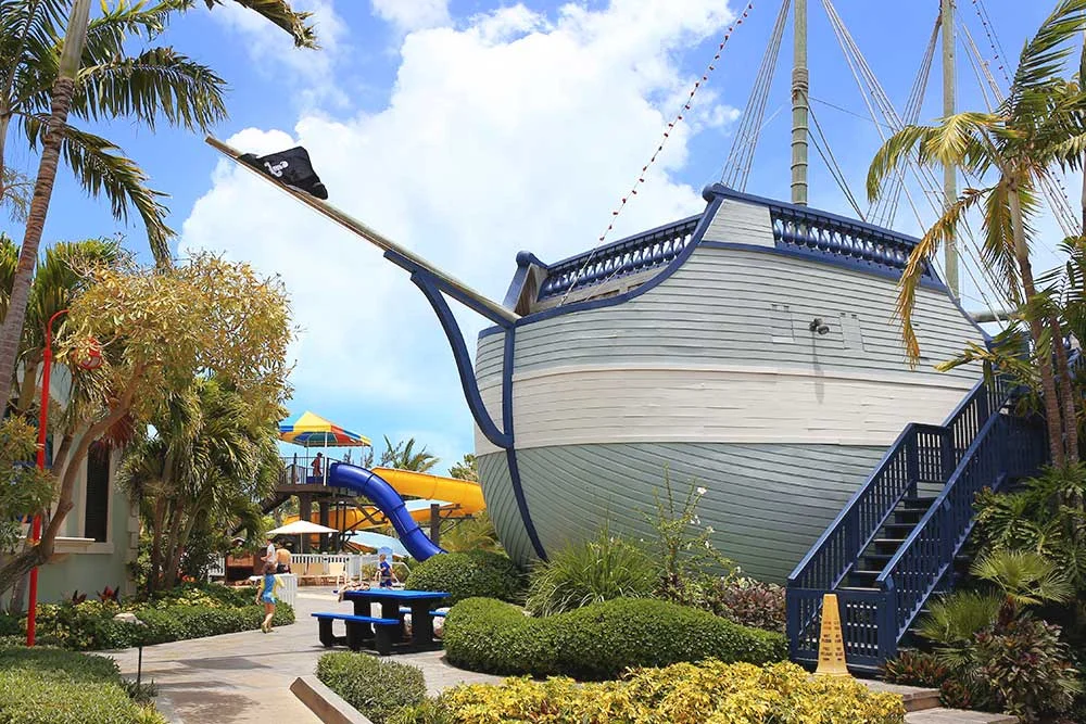 Bobby Dee’s is located inside the Jolly Roger pirate ship in Beaches’ Pirate’s Island Waterpark.