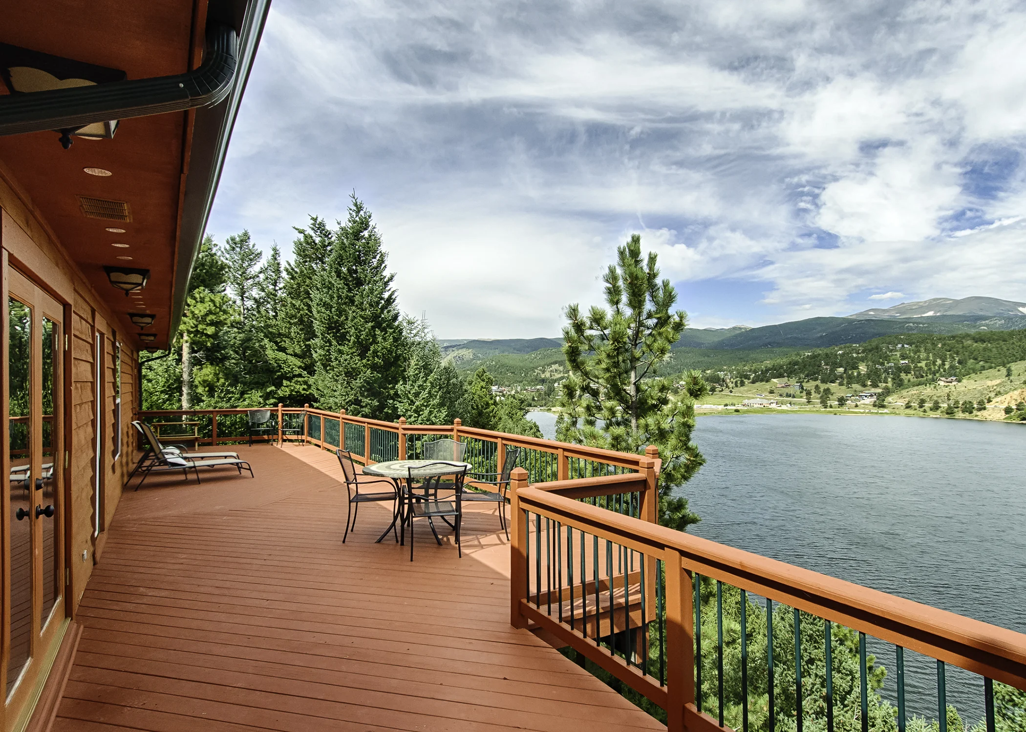 Robert D. Jones Photography Architecture Exteriors Porch2.jpg