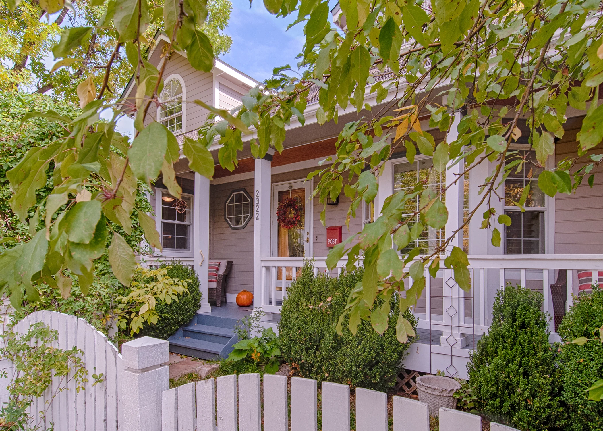 ©Robert D. Jones Photography Architecture Exteriors 20 Street 5 Crop WS.jpg