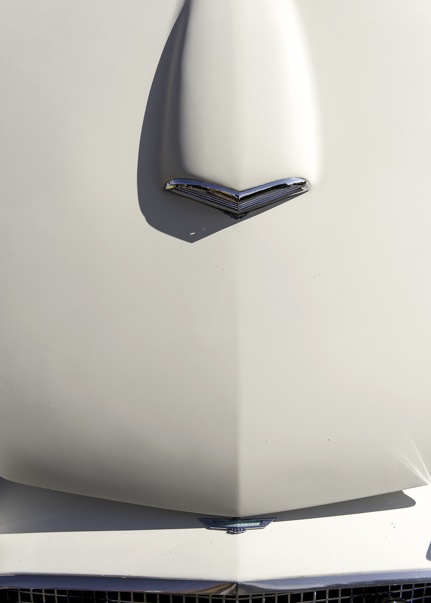 Ford Thunderbird Hood Scoop and Badge.