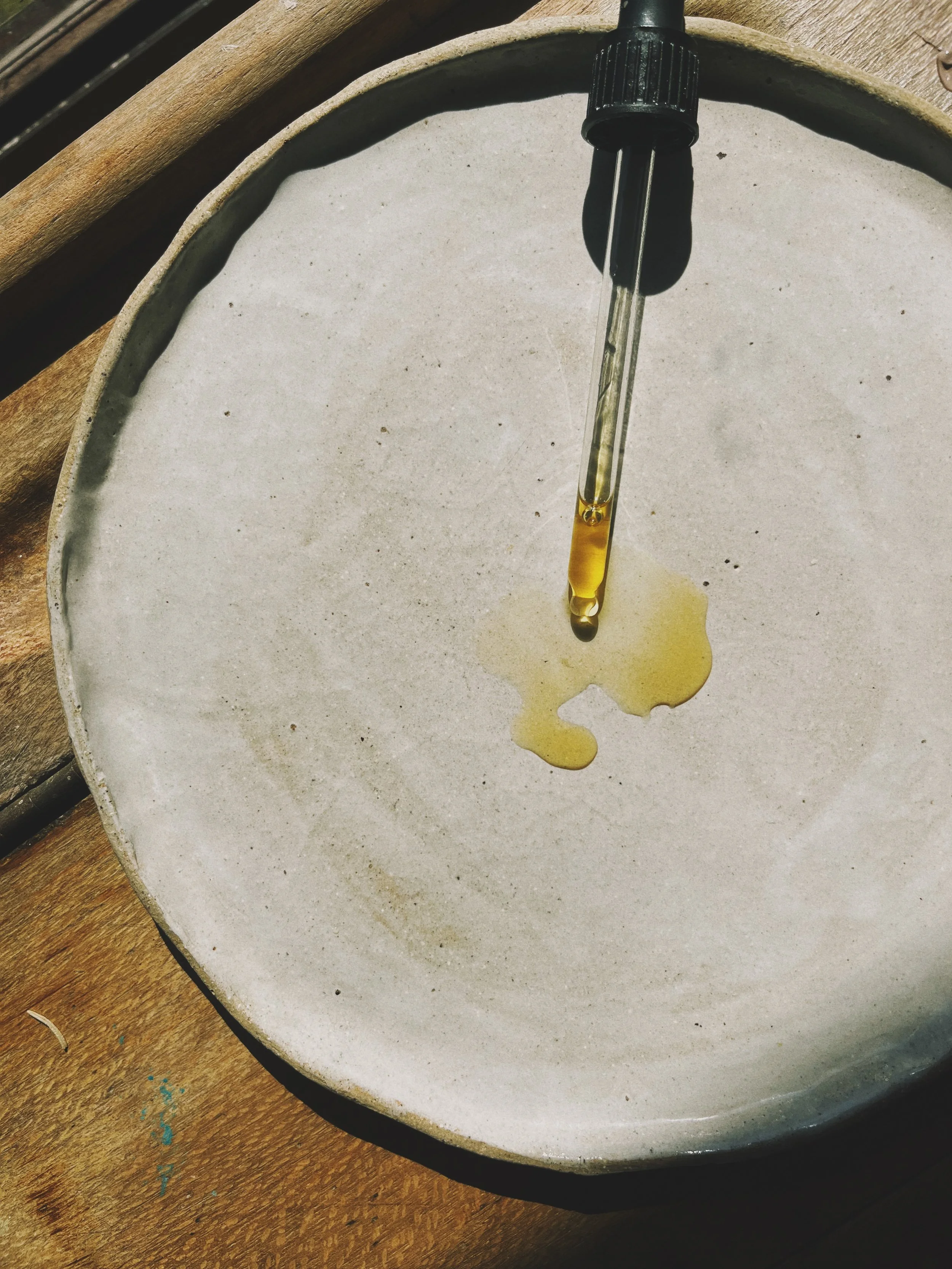 Roots & Rose body oil