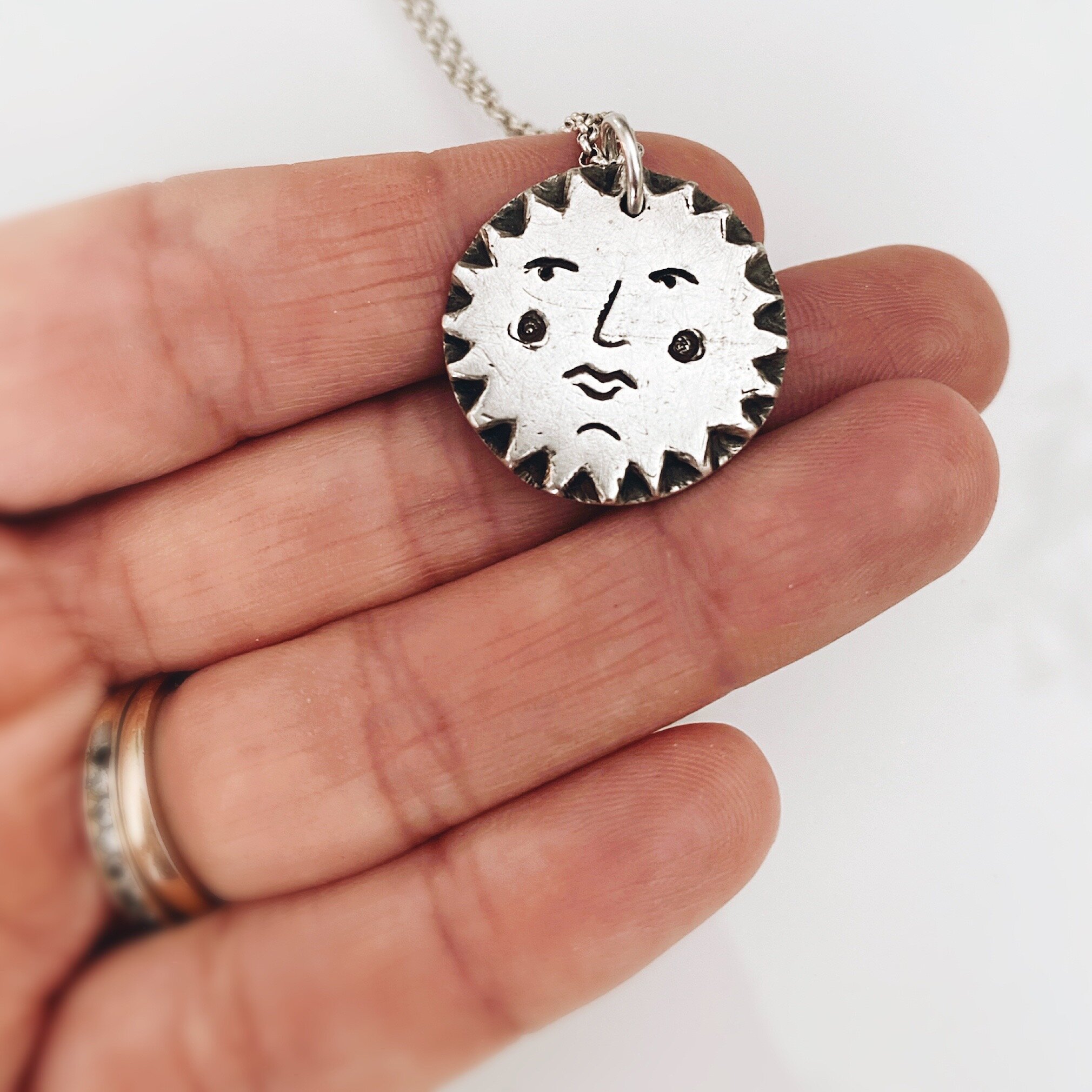 9E7F0222-23B0-48E8-8CA6-6137FB3325DE