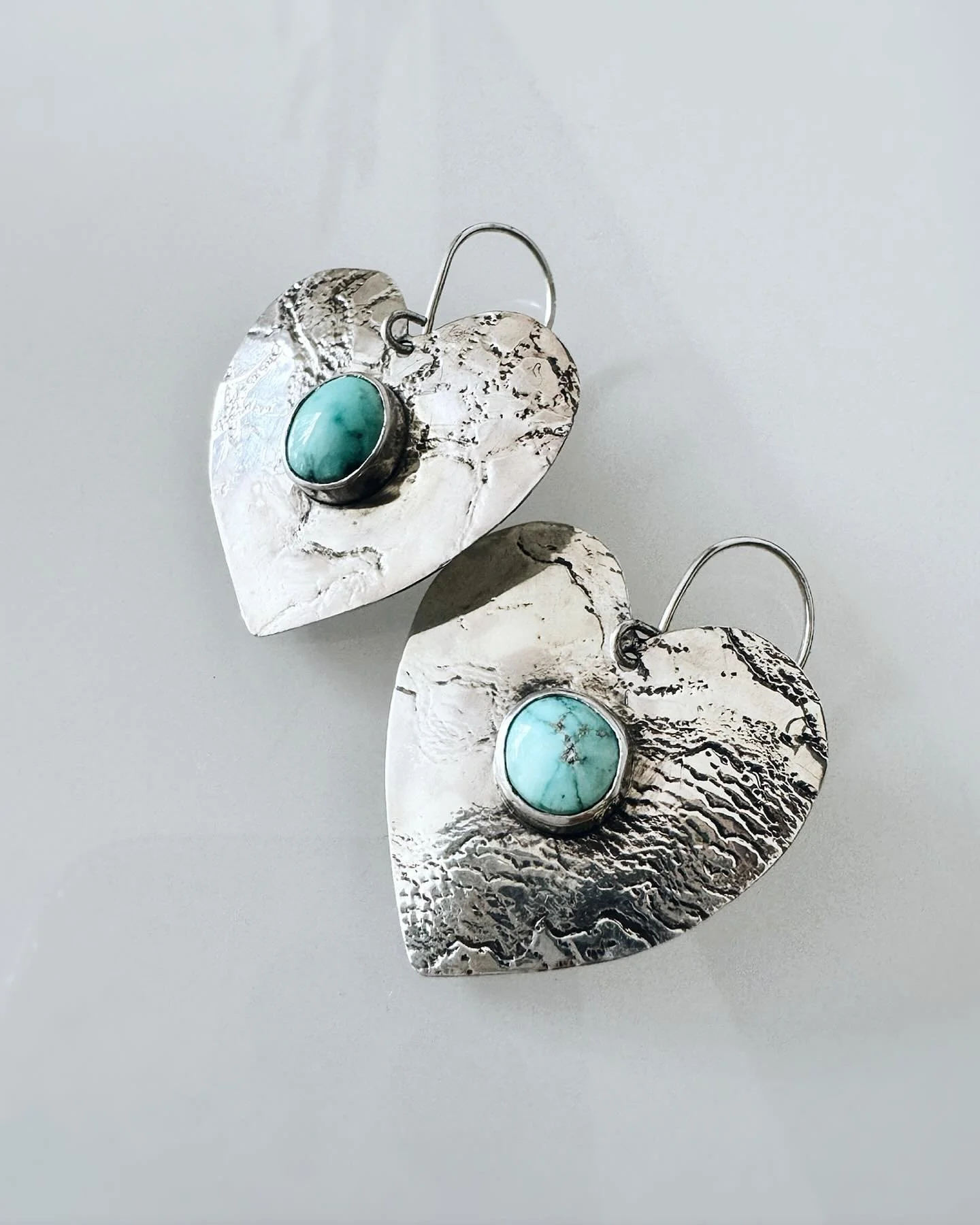 Golden hill Turquoise&bull;&bull;~~
.
.
.
.
.
#turquoiseearrings #turquoisejewelry #bohodreams #prettylittlething #canadianmade #bc #vancityhype #vanislemade #vanislelife #cvcollective