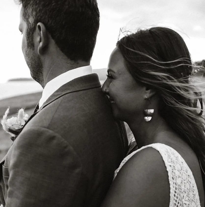 I feel so honoured when brides choose to wear something I&rsquo;ve created on their special day 🩶
@morganne_cameron 
Photo: @trinacaryphotography