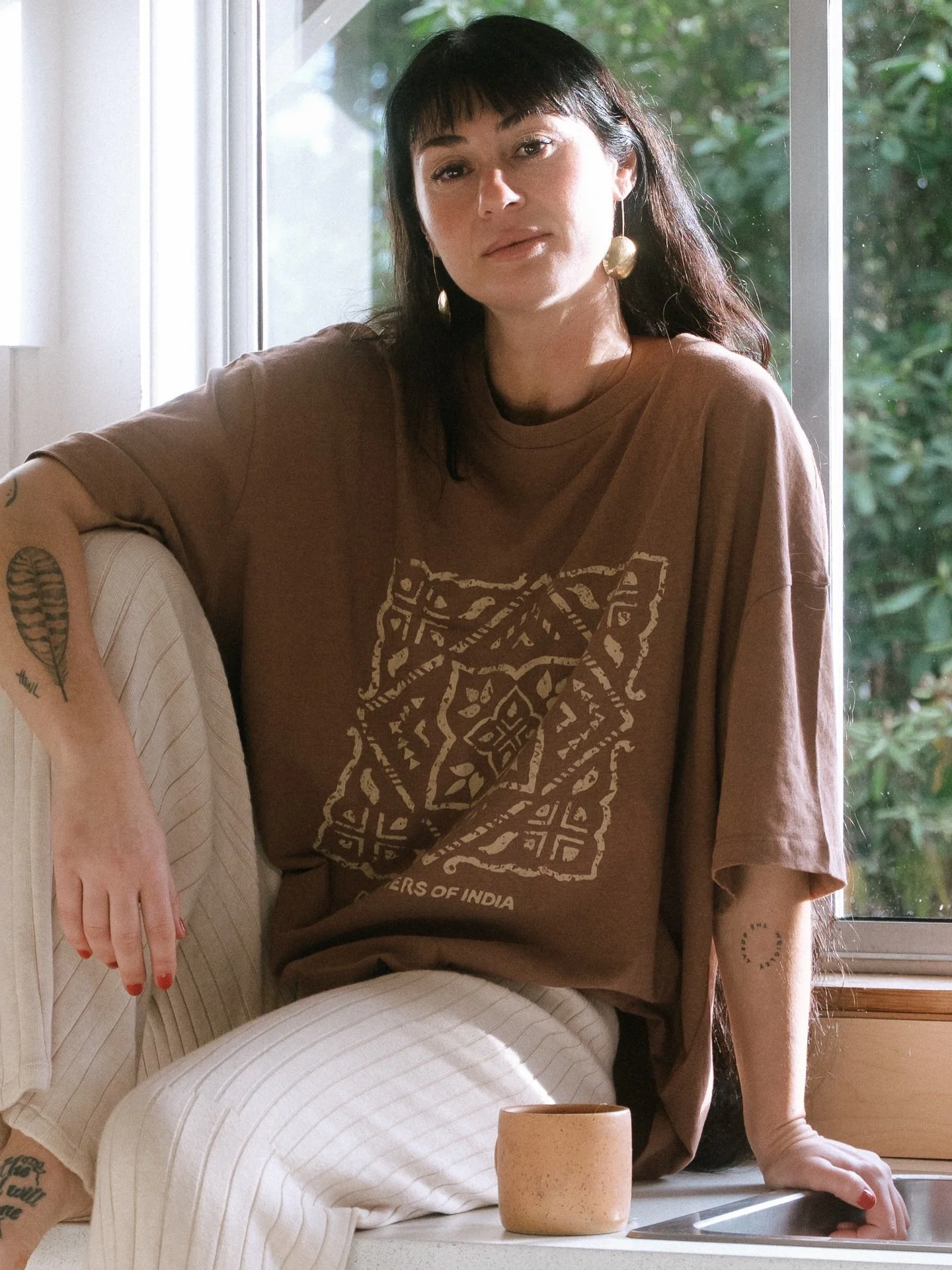 Cozy vibes ~ 
.
.
.
#bohodreams #seekthesimplicity #prettylittlething #tofino #tofinobc #cvcollective #vanisle #vanislemade #vancityhype #bohofashion #slowfashion @daughtersofindia @makoacreative #whatdreamsaremadeof #cabinvibes #wintervibes