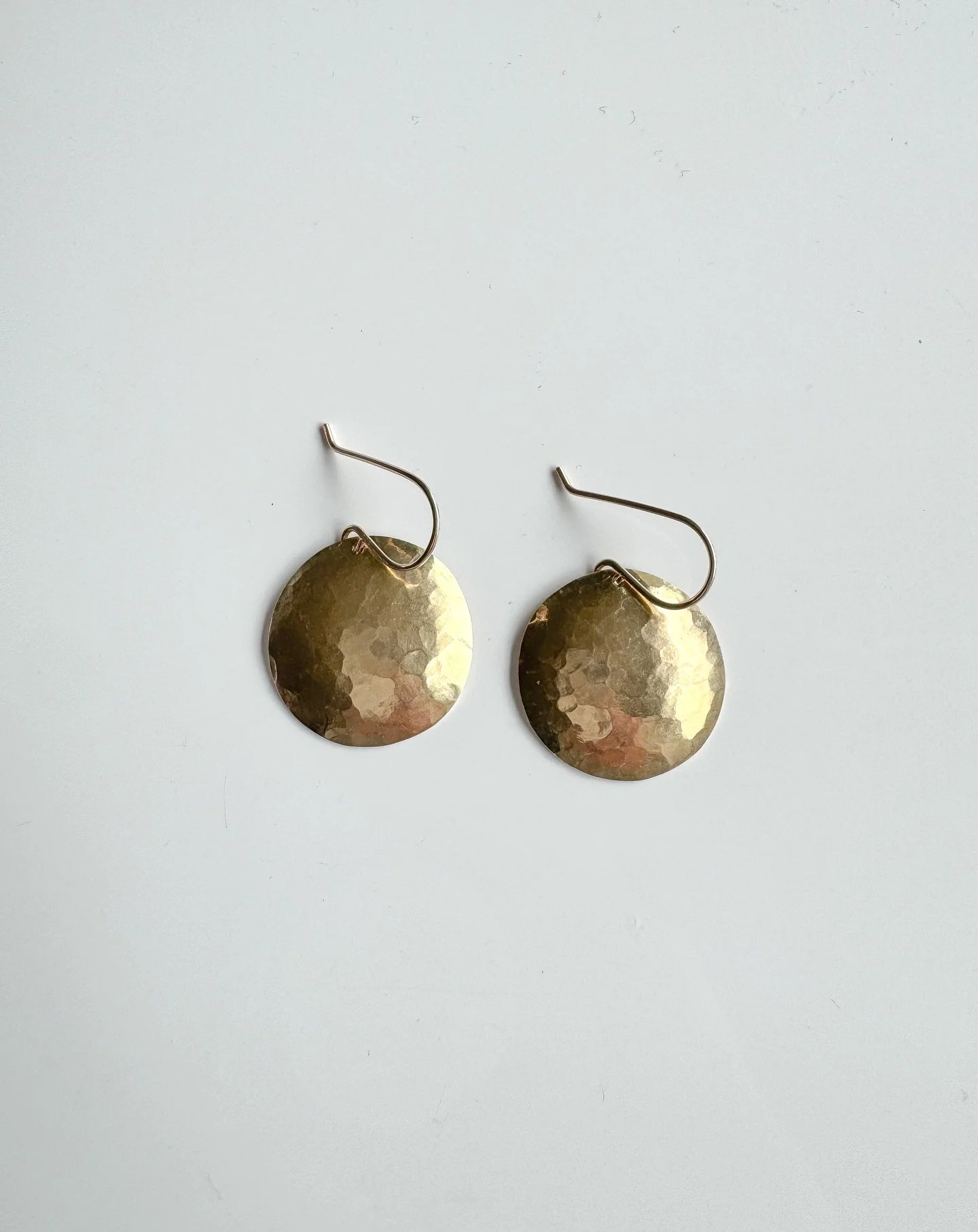 Alexa earrings now available online.
.
.
.
.
#brassearrings #gypsysouls #seekthesimpicity #cvcollective #vanisle