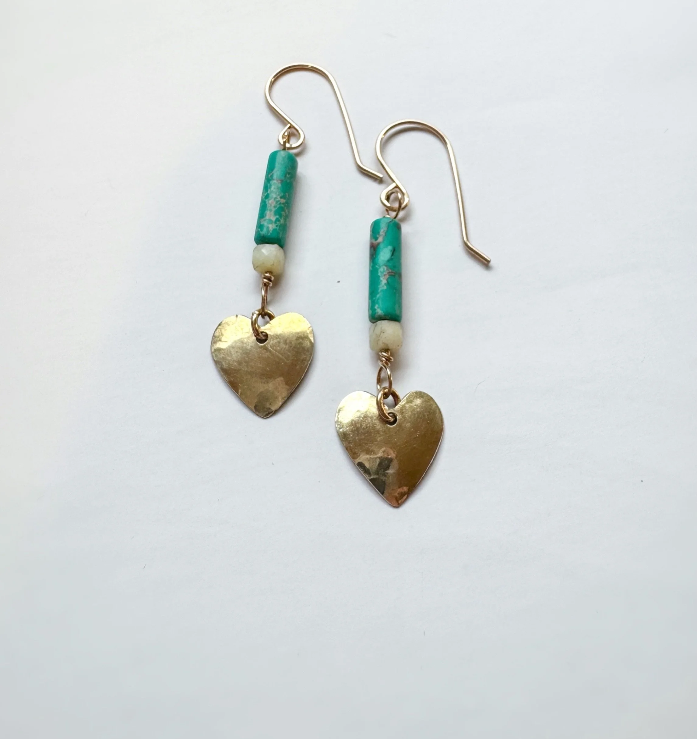 Dangle mini hearts 🤍