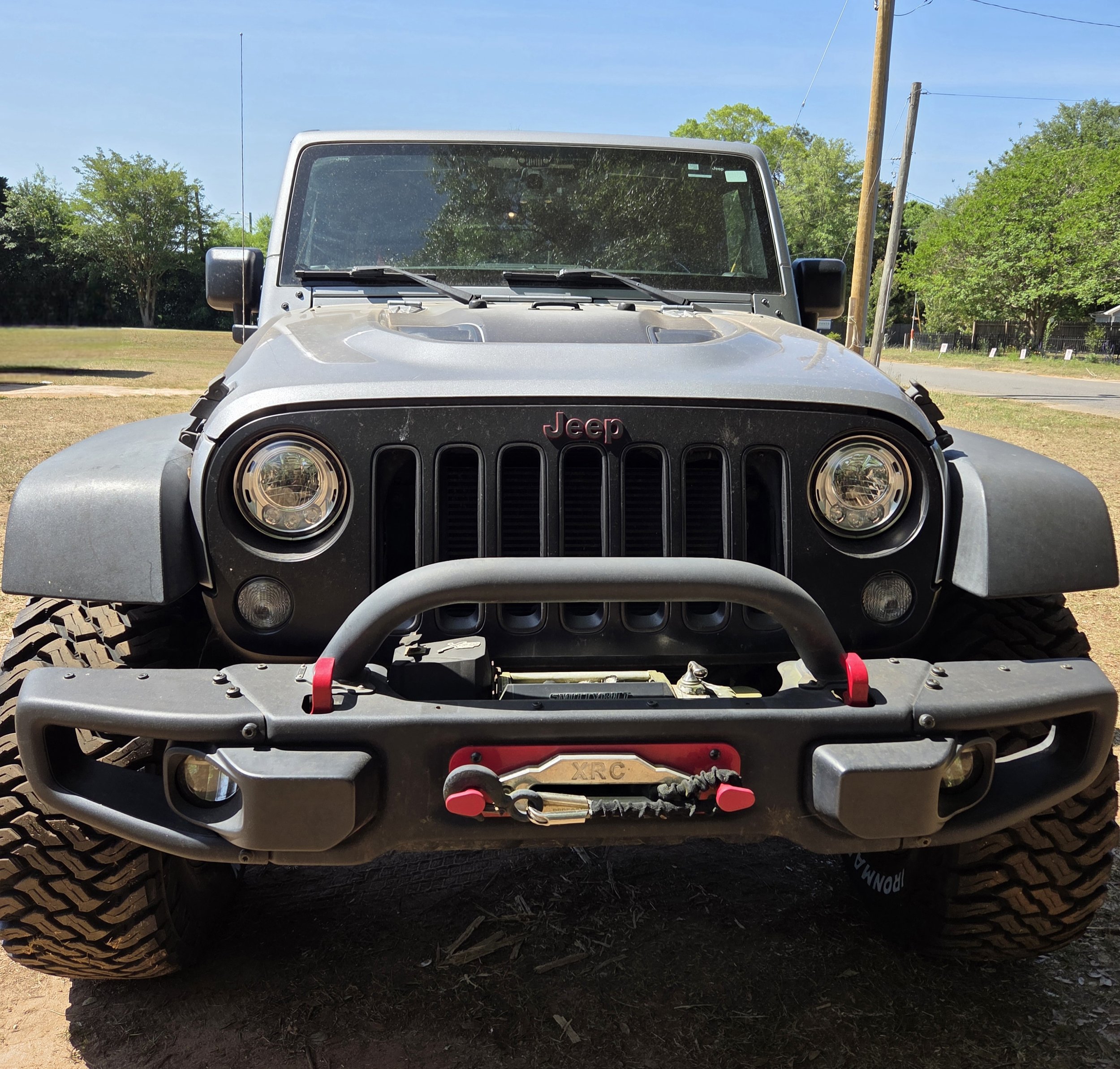 2018 Jeep Wrangler Rubicon 4WD Front View