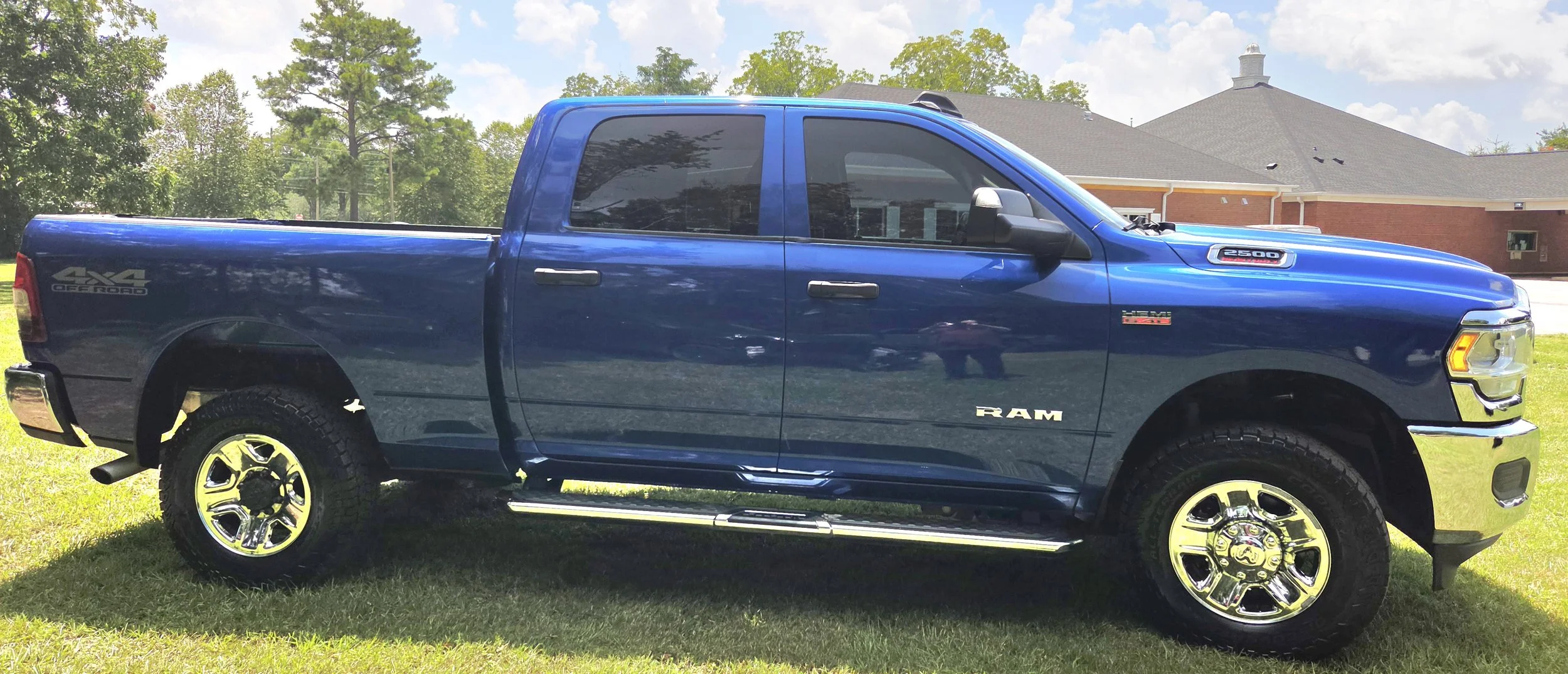 2019 Dodge Ram 2500 Passenger Side View