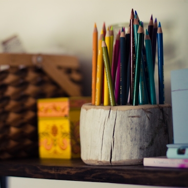 diy rustic pencil holder.jpg