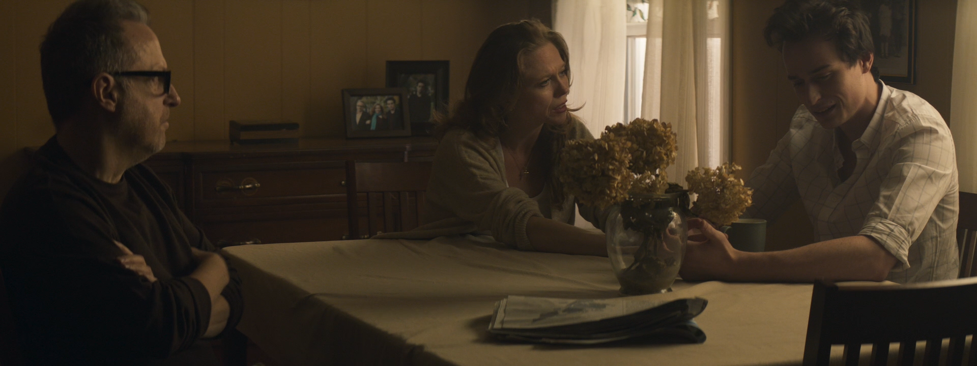 Reel.00_05_43_08.Still005.png