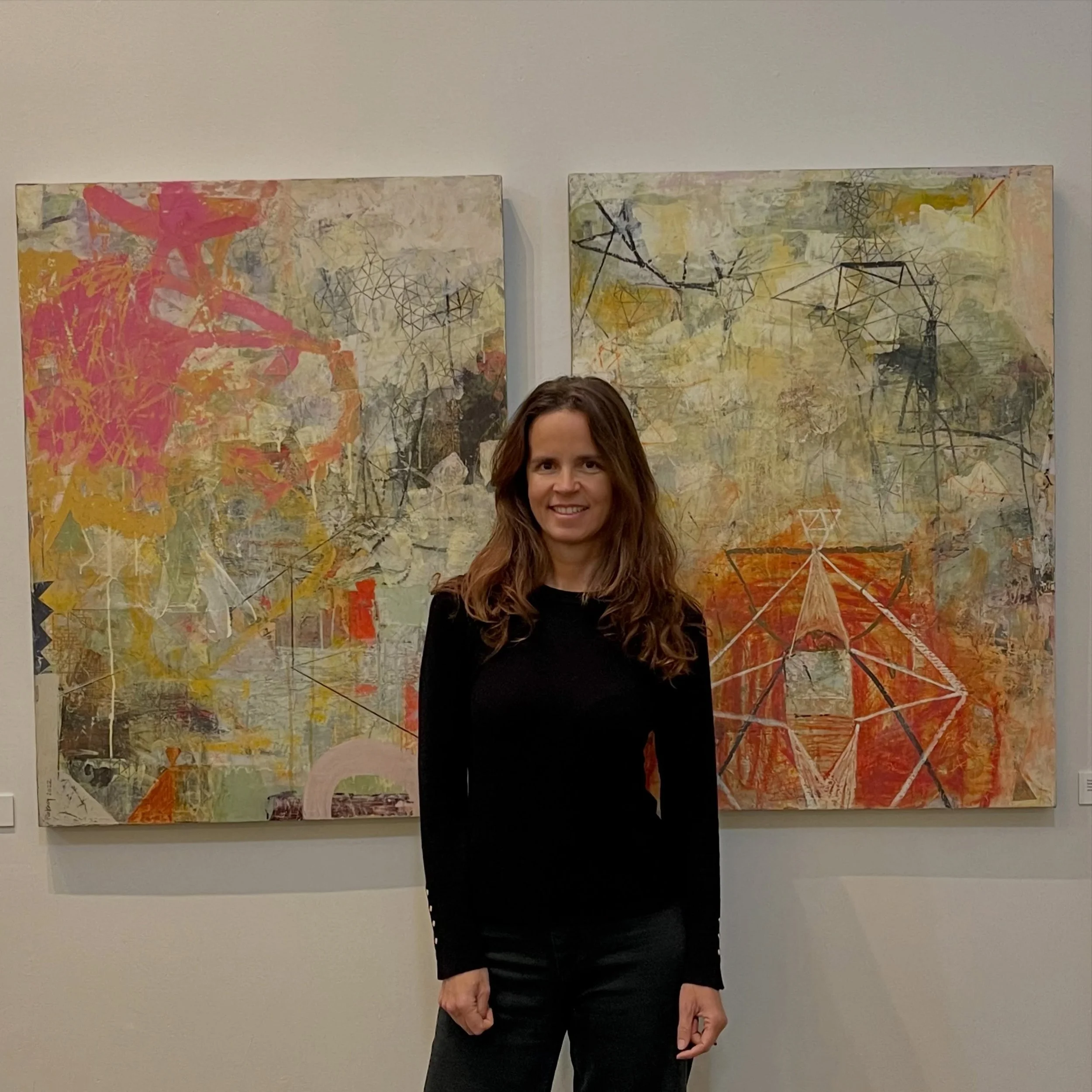 🪷Hi again &mdash; for those who are new here, I&rsquo;m Paula Valenzuela, a Chilean mixed media abstract artist based between Montevideo and the San Francisco Bay Area.

My work explores themes of memory, transformation, containment, and the relatio