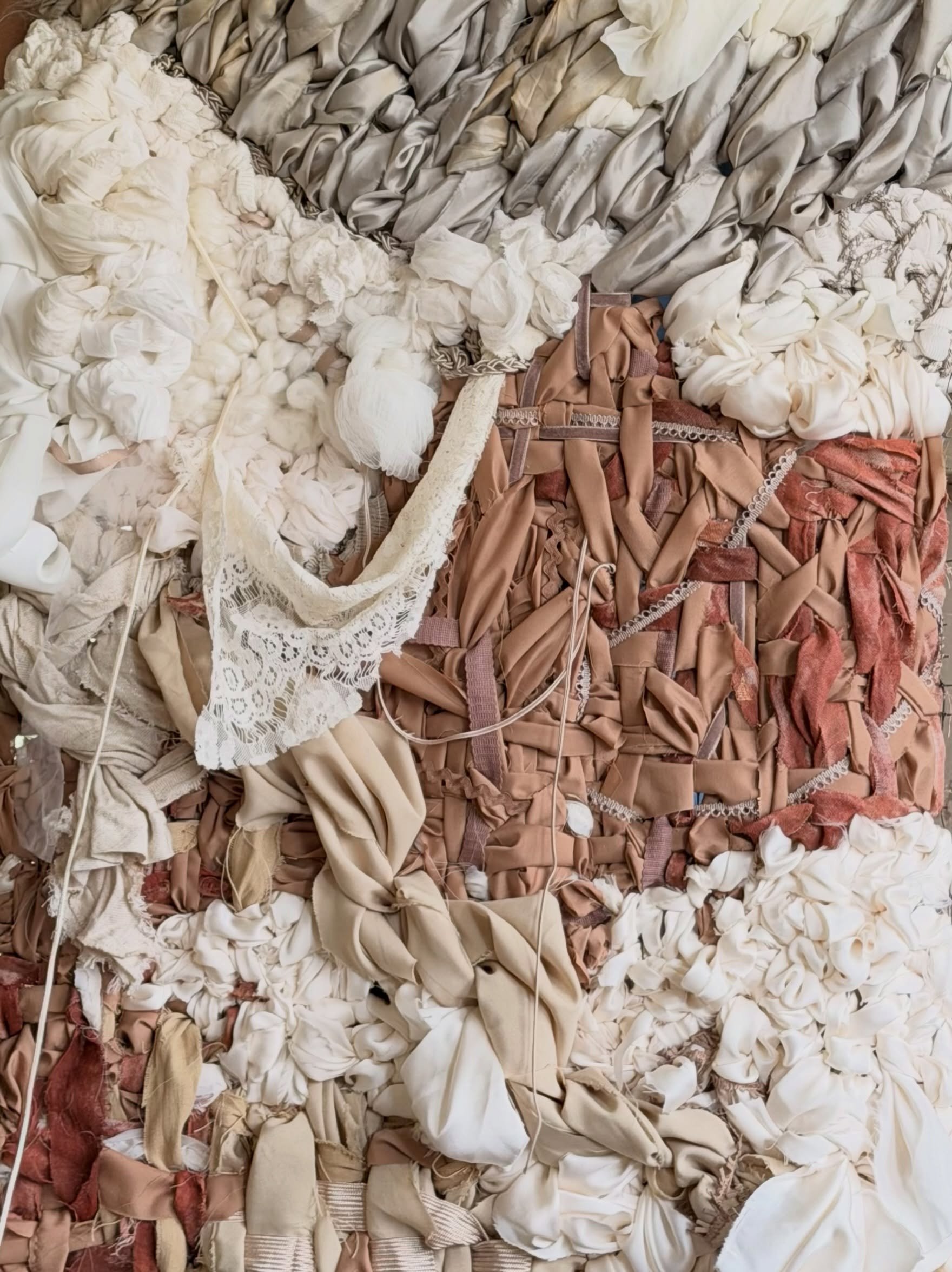 ☺️ My first textile piece

I&rsquo;ve wanted to work with textiles for a long time and to bring my work into something more physical and dimensional.

I approached it almost as if I were making a painting, using pieces of fabric instead of paint, cho