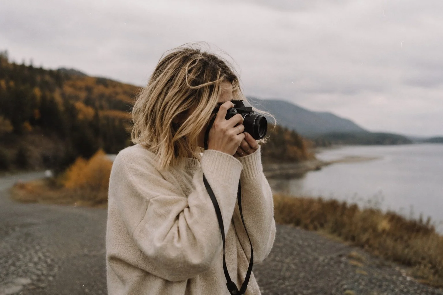 Photographe en road trip au Québec en automne – l'œil derrière la marque Les Mains d'ici