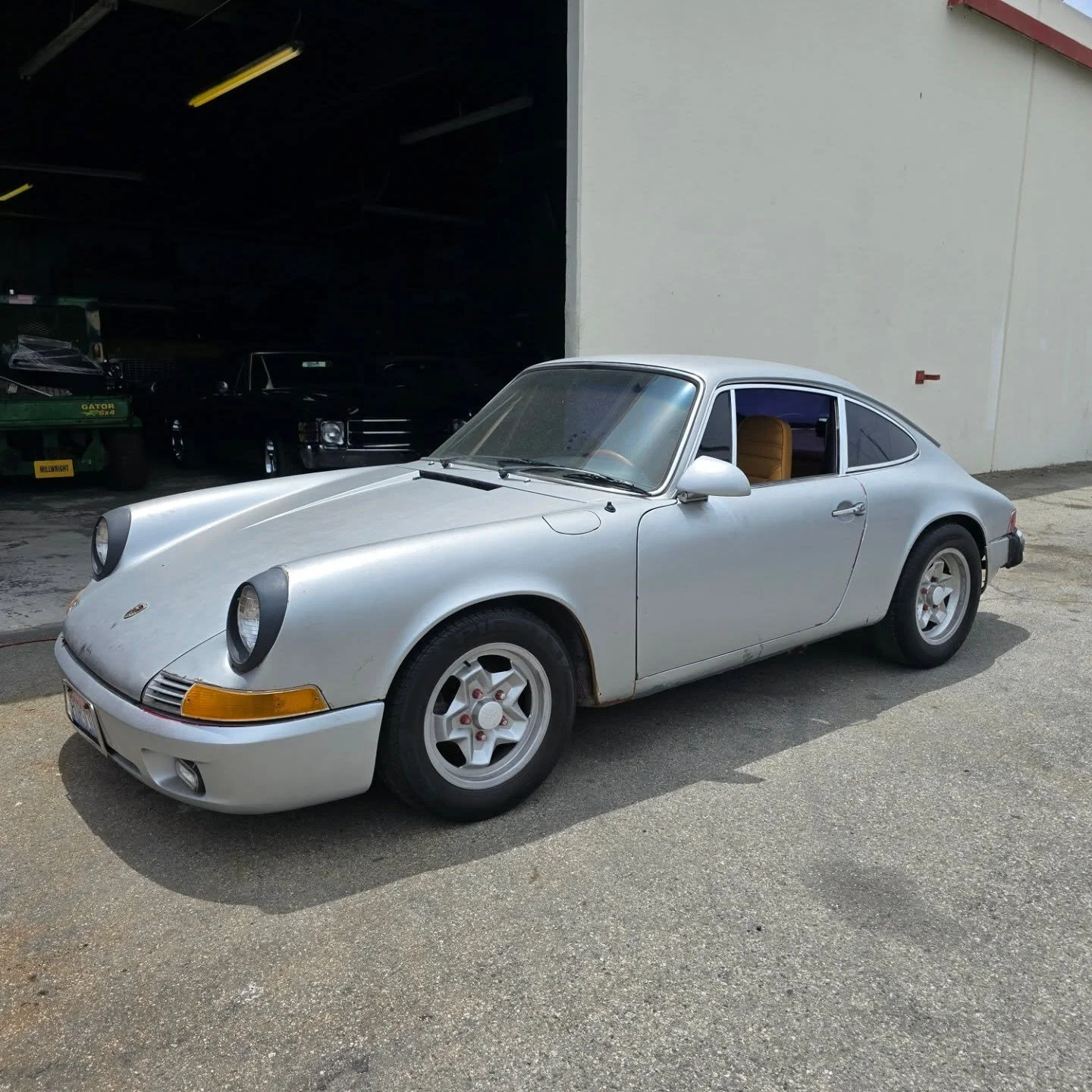 For sale
1969 912 project 
Runs and drives, matching numbers, original cocoa brown, has rusty rockers but lots of potential!
Hit me up if your interested