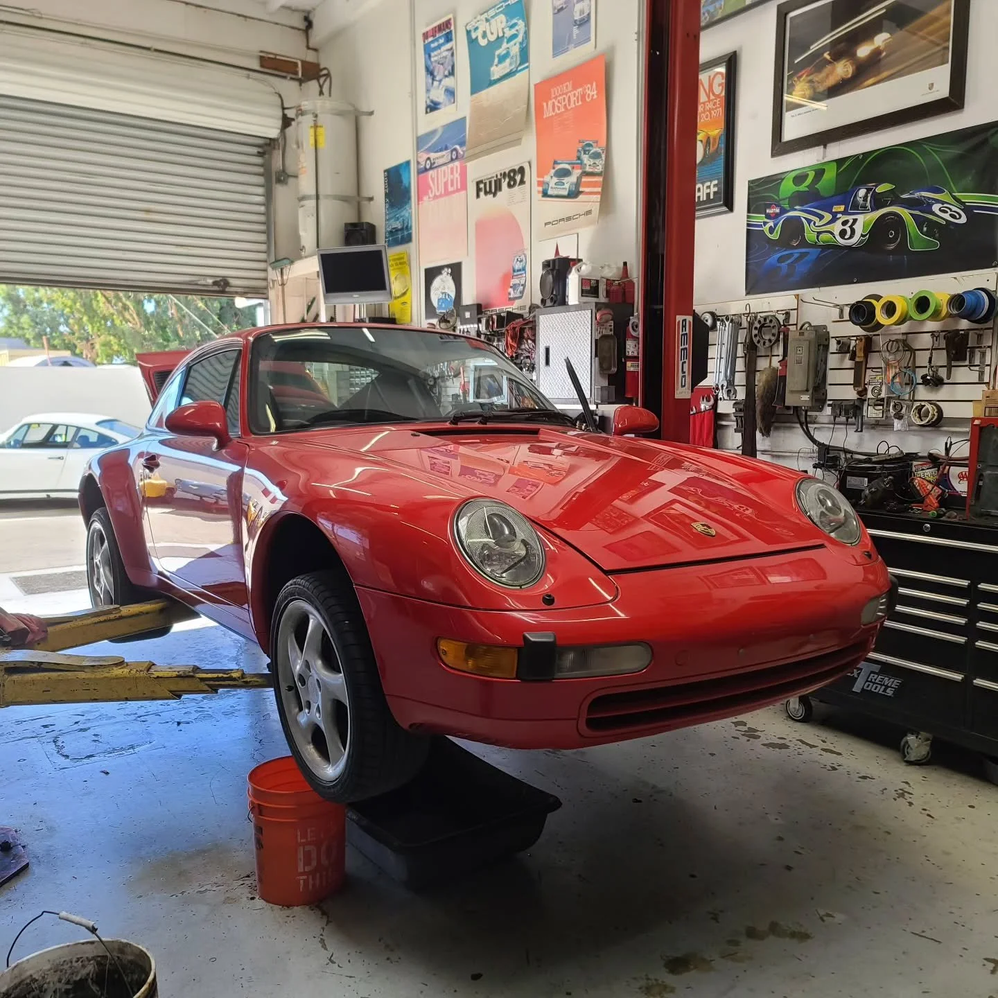 Time to wake up another one, 15 year nap is long enough 
#993 #garagefind