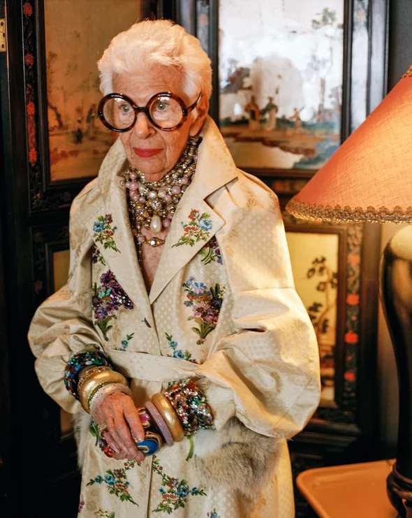 Iris-Apfel-documentary-photo-by-Bruce-Weber.jpg