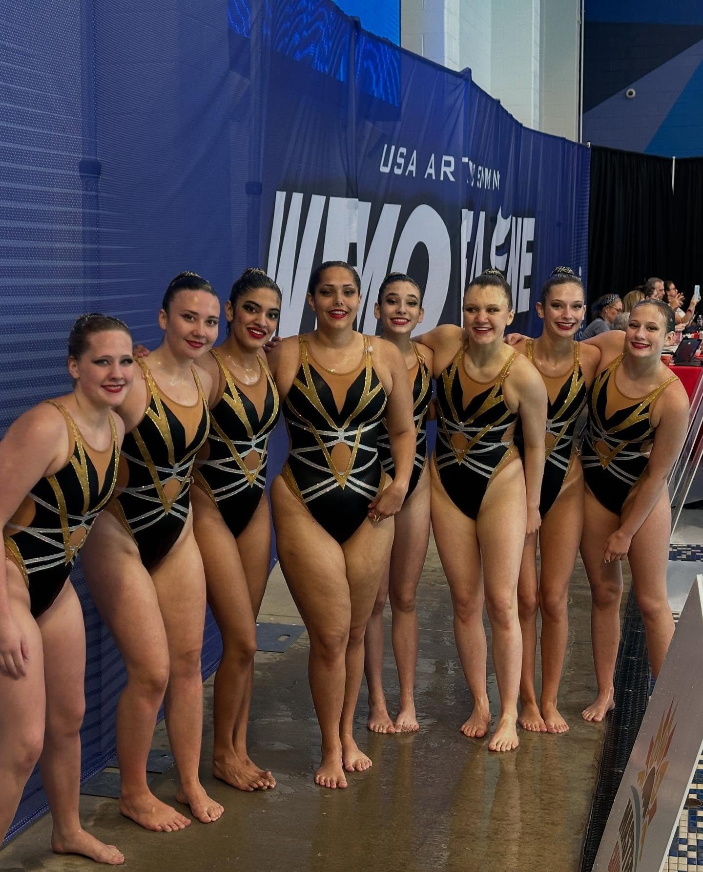 No capes, just teamwork and dedication. Our 18-19 Heroes & Villains Tech Team had a FIERCE swim at Junior Olympics to wrap up the season!
πππ©΅
@usaartisticswimming
@usaas_northzone
π€ π€ π€
#synchronizedswimming
#artisticswimming
#wemoveasone