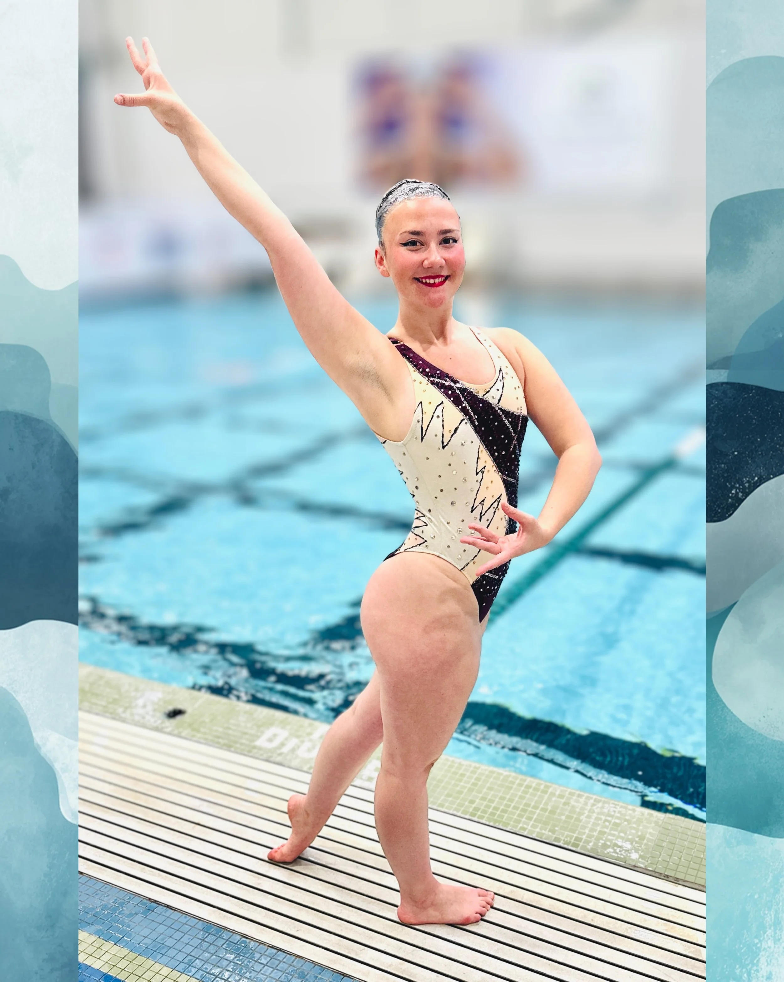 🎶 So many stories of where she&rsquo;s been
✨ And how she&rsquo;s got to Junior Olympics
🌊 Swam all across the ocean blue

Catch Anna&rsquo;s solo performance live today!
🔗 in bio for livestream 🎉

💚💙🩵

@usaartisticswimming 
@usaas_northzone 
