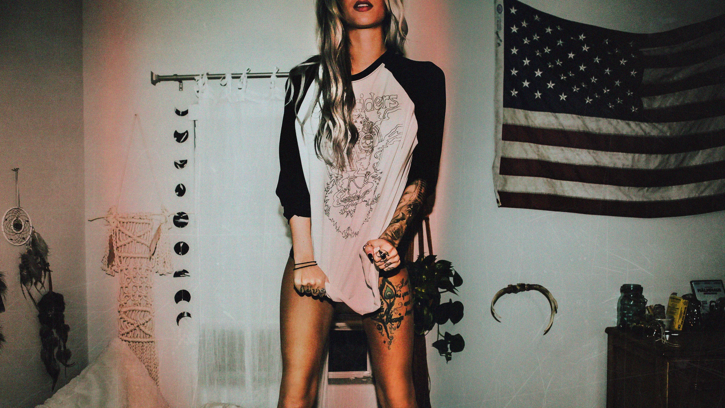Caity_AFFLICTION_2.jpg
