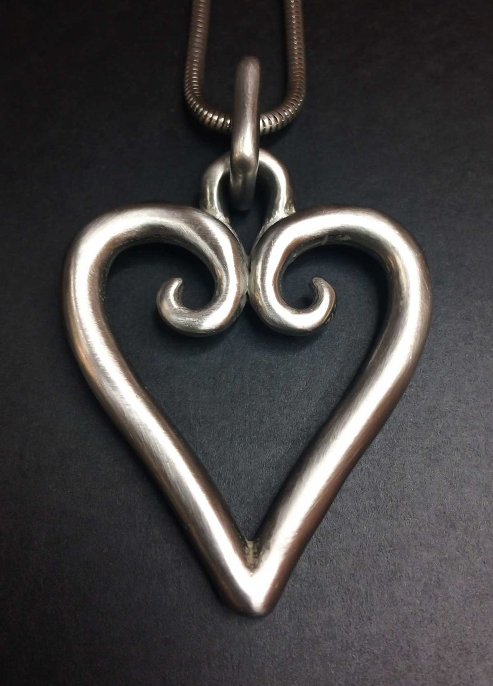 M-Korru-Heart-Pendant.jpg