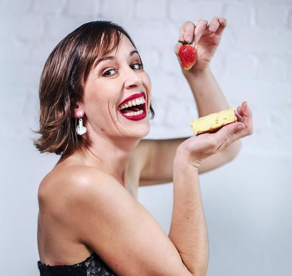 Silvia posing with Gouda