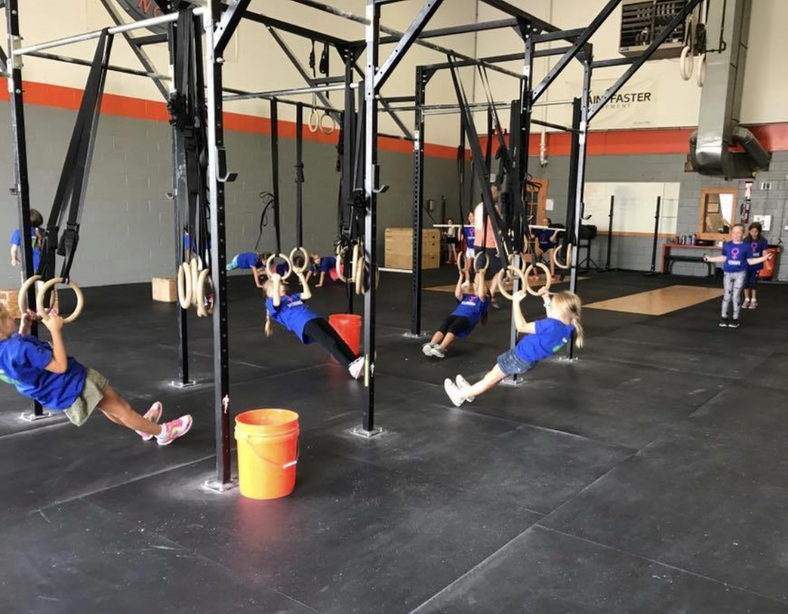 Everyone can do ring rows!