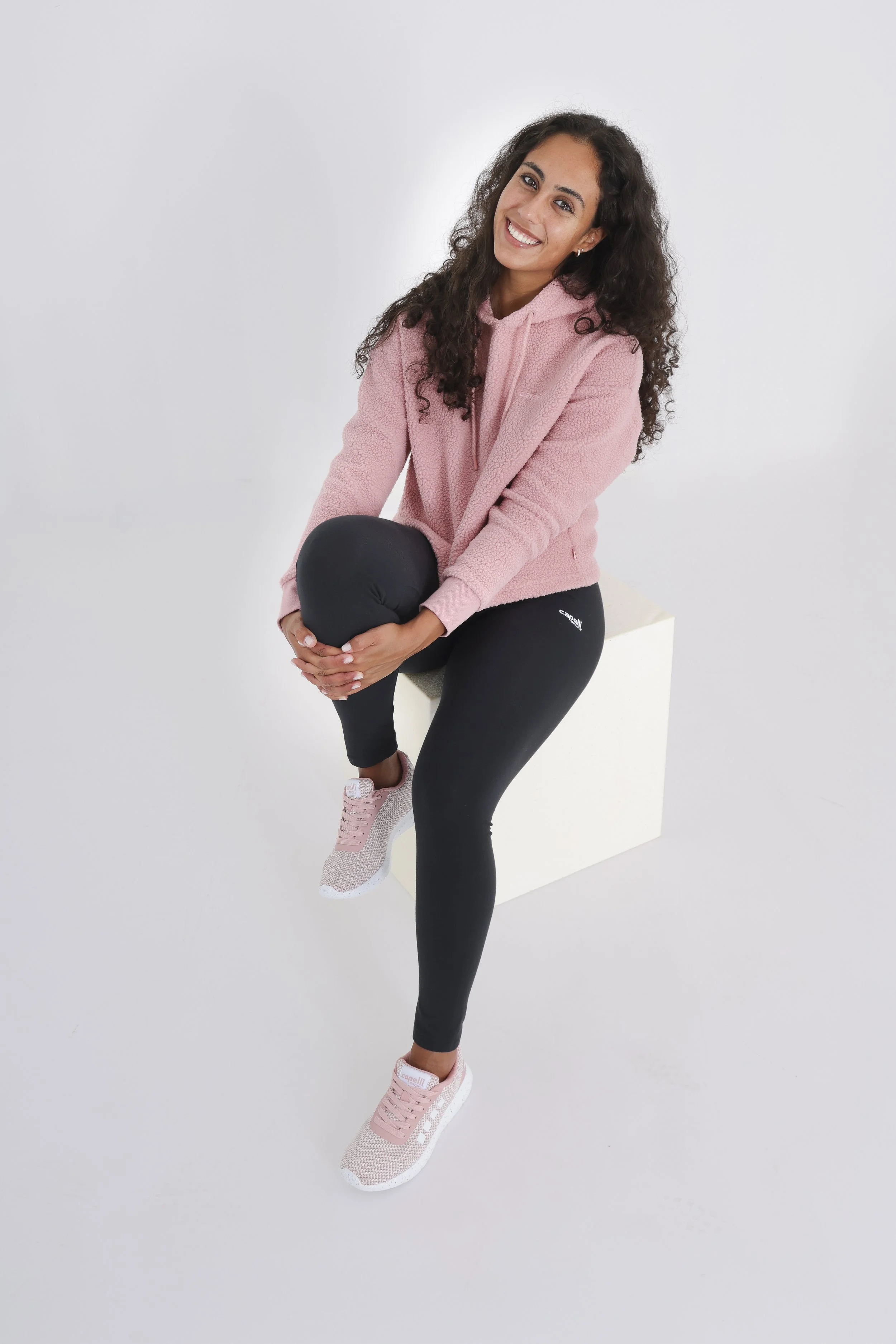 Collegiate Campaign for Capelli Sport