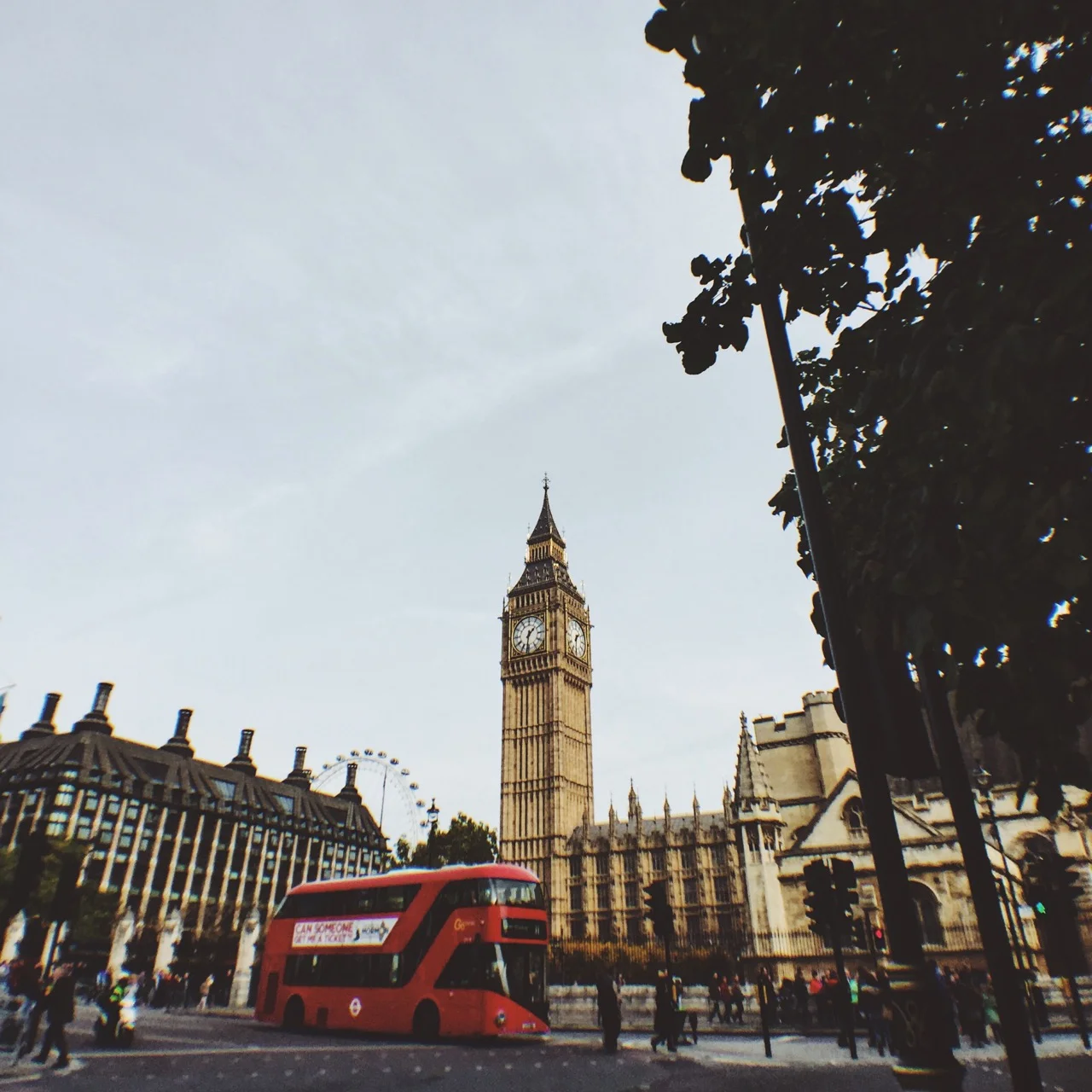 London-on-foot-Lorraine-Yeung-19.jpg