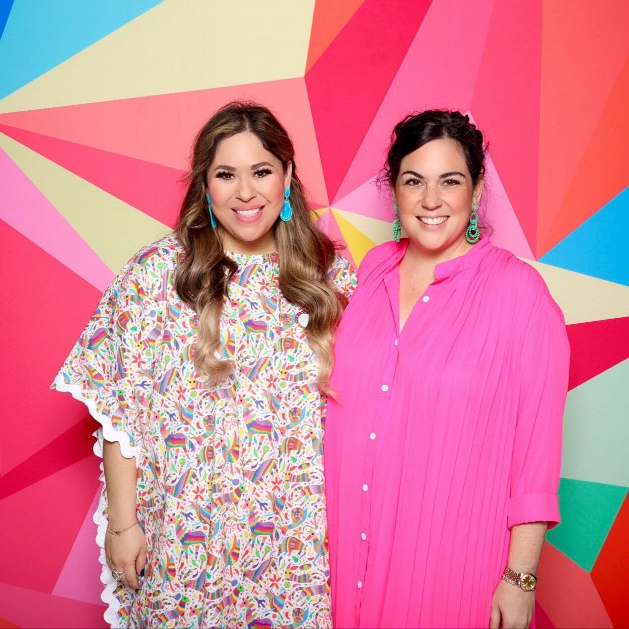 Had the BEST time hosting a fun Fiesta Cocktail Night at the @aidensanantonio with @alamocitymoms 🪅💖

Huge shout out to @littlelemonshots for the epic Photo Booth and the @aidensanantonio for having us!

#stylinbrunette #sanantonio #sanantoniotx #s