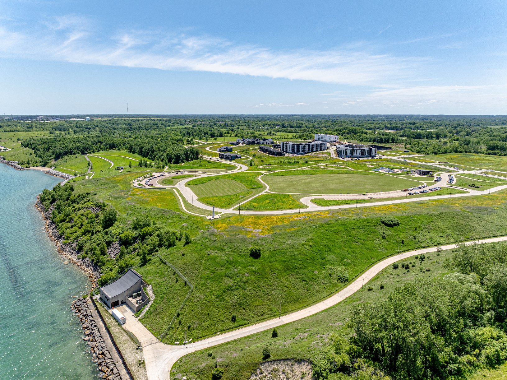 LAKESHORE COMMONS