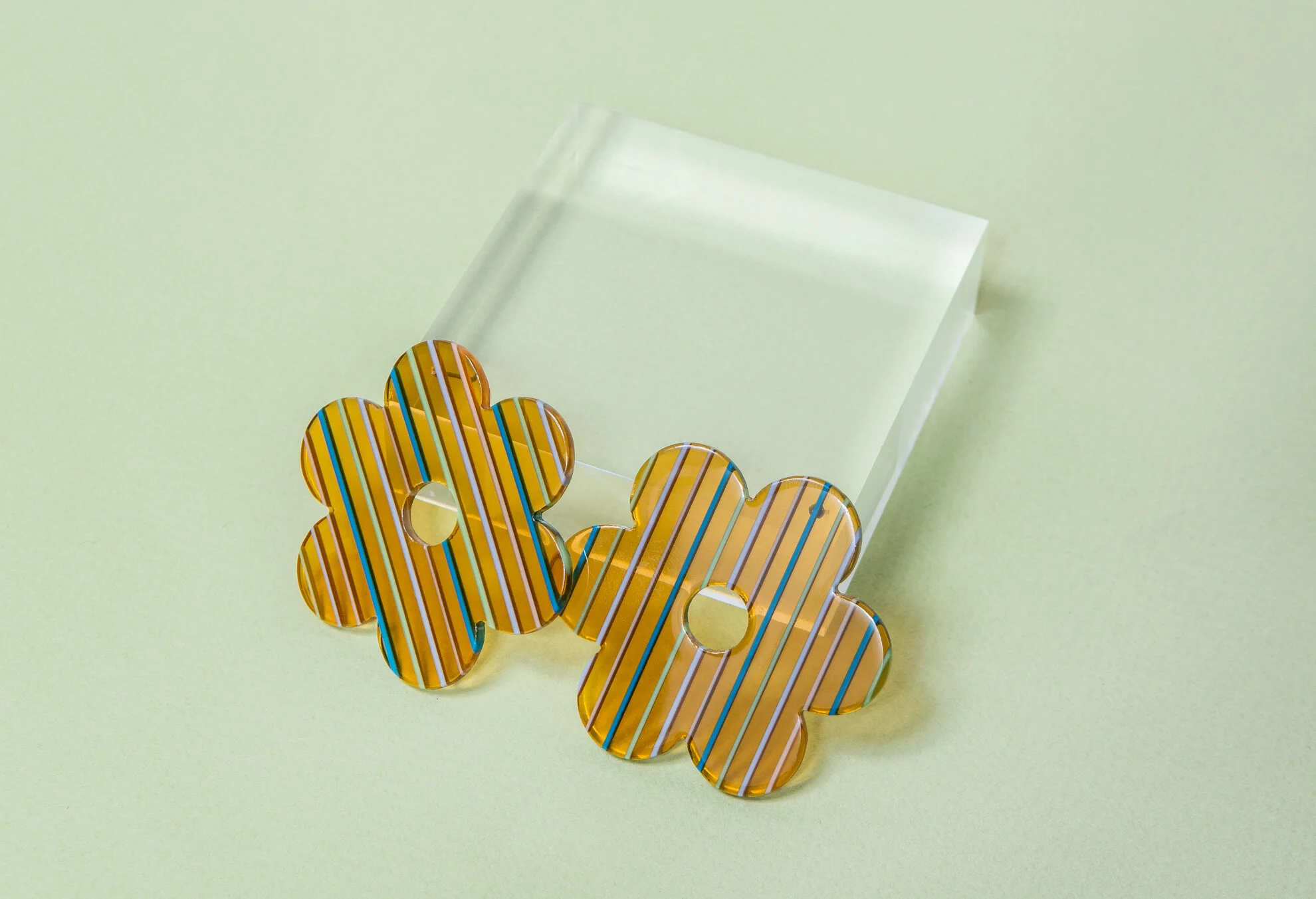 Large Amber Stripe Daisy Earrings