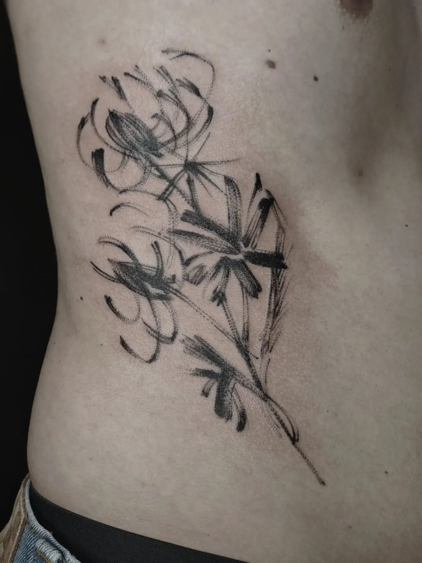 Pour Basile
-
⚪ Lyon : quelques dispos en octobre 
-
Booking and flashbook access:
Pattooer@gmail.com
-
#pattooer #sketch #drawing #draft #dessin #brushtattoo #londontattoo #paristattoo #occultarcana #blackflashwork #flashworkers #contemporarytattooi