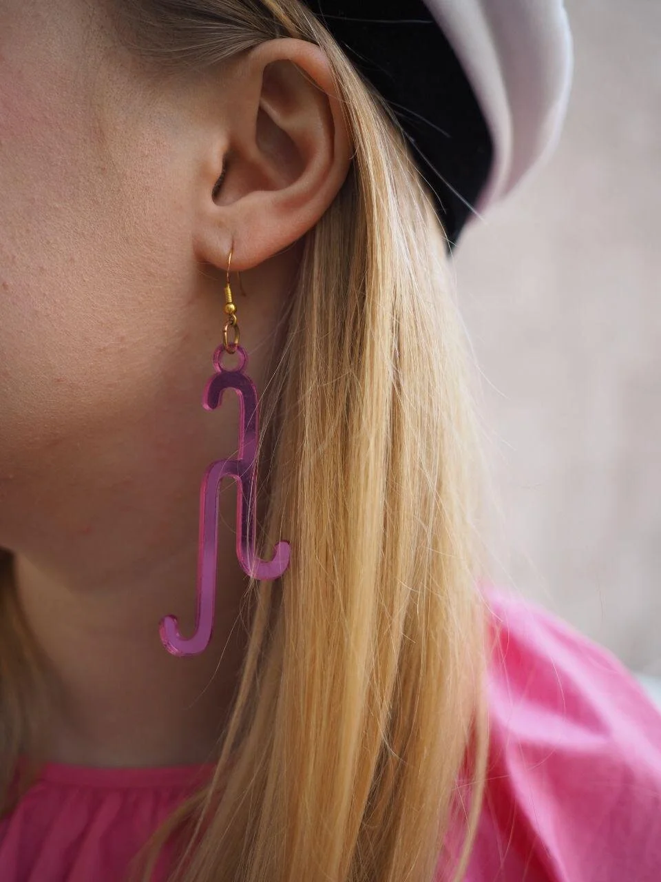 Oksa-pink.jpg