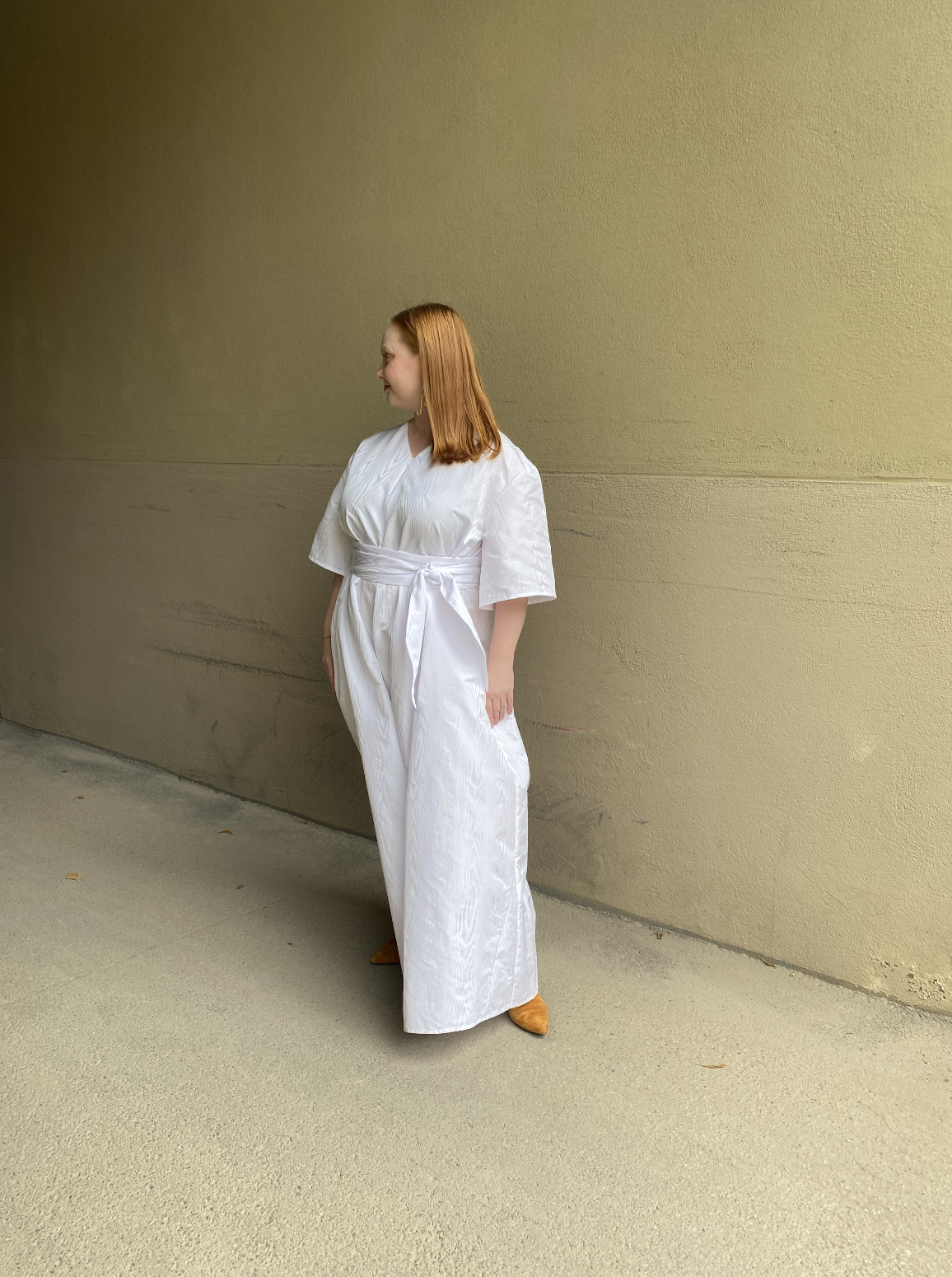 Sarianna Niskala jumpsuit white side.png