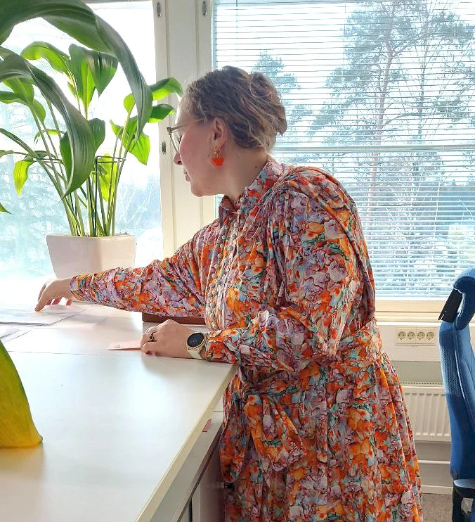 Kaarna-Office-dress-SädePalmu_2.jpg