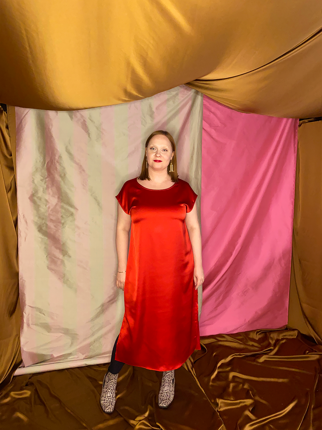 Occasion dress punainen etu.png
