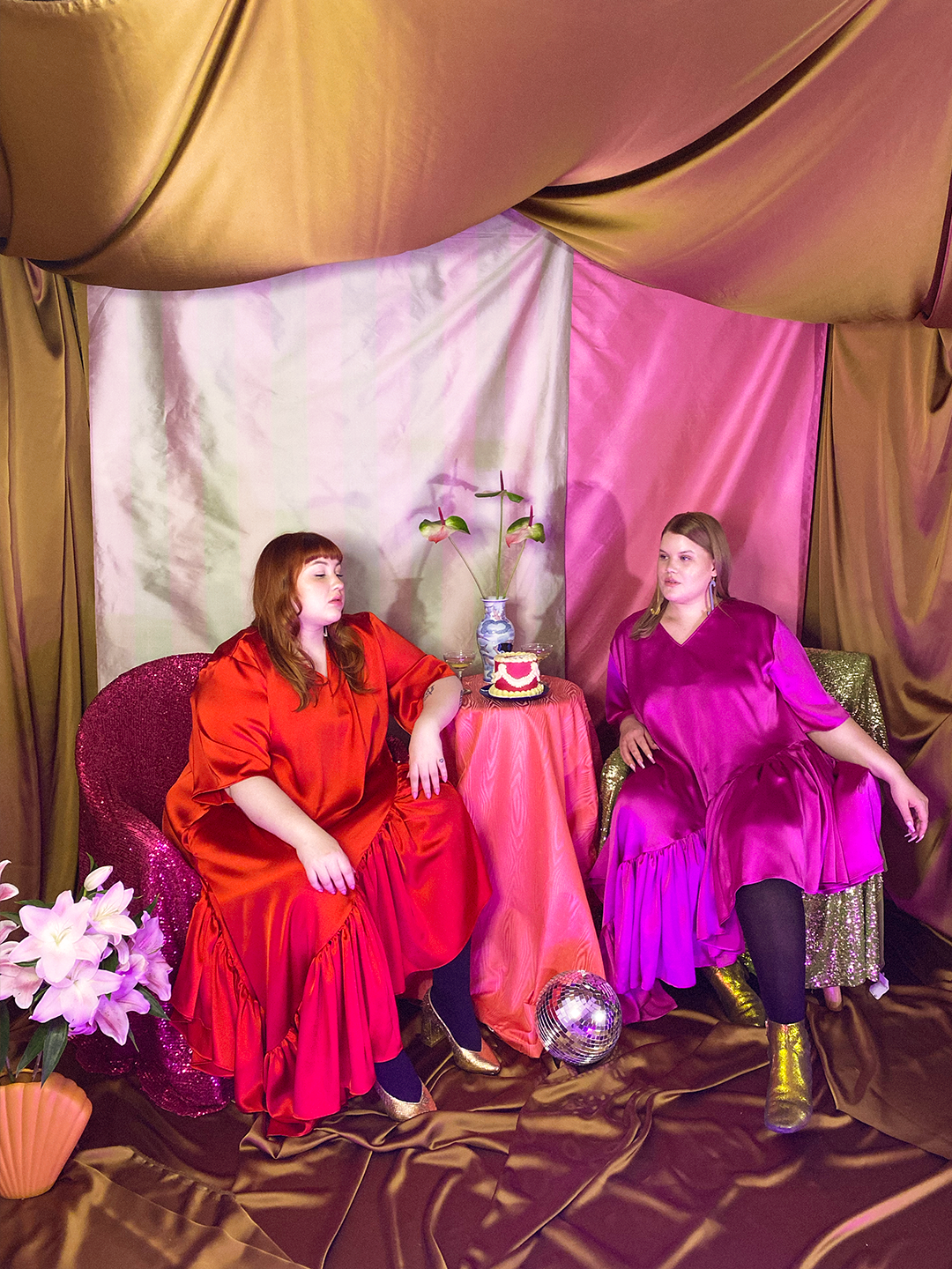 Ystävänpäivä yhteiskuva 2 hehku.png