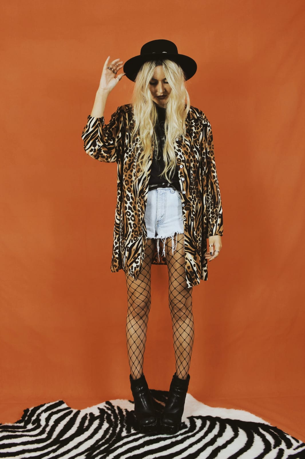 80s leopard print fashion