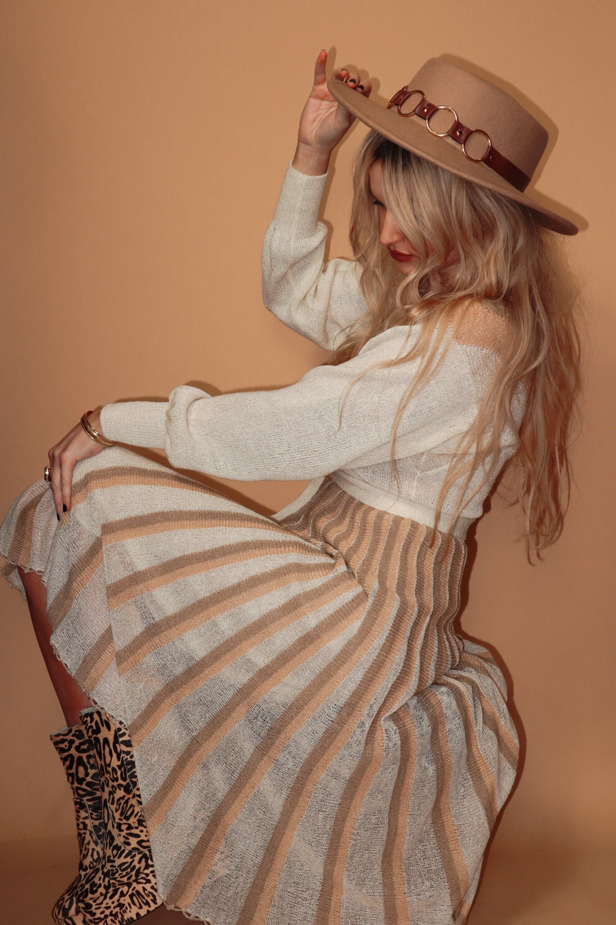 SWEET JANE : Vintage 70s Cream Chevron Belted Midi Dress - SMALL