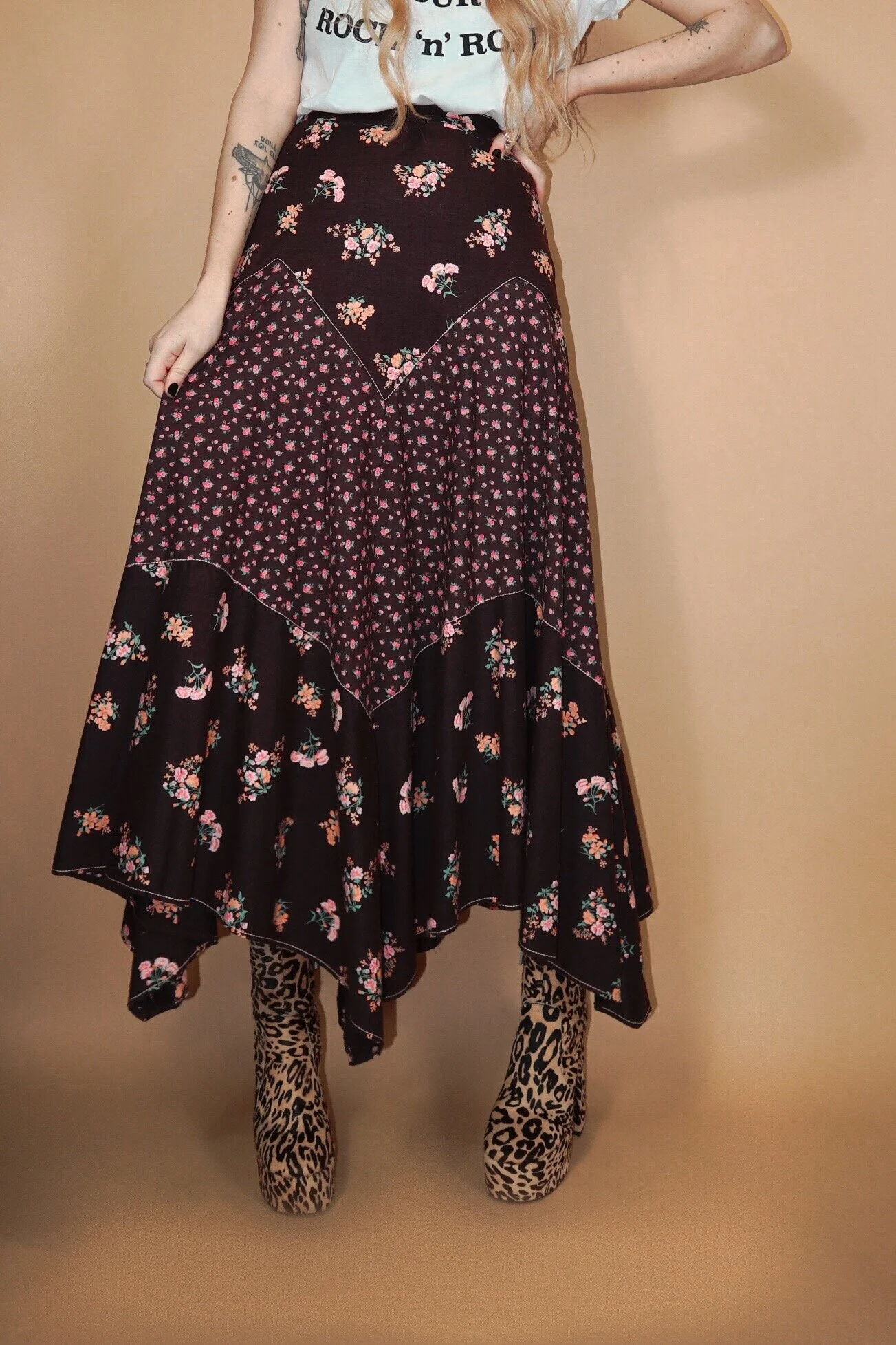 THE ORIGINAL GROUPIE : Vintage 70s Brown Patchwork Ditsy Floral Maxi Dress