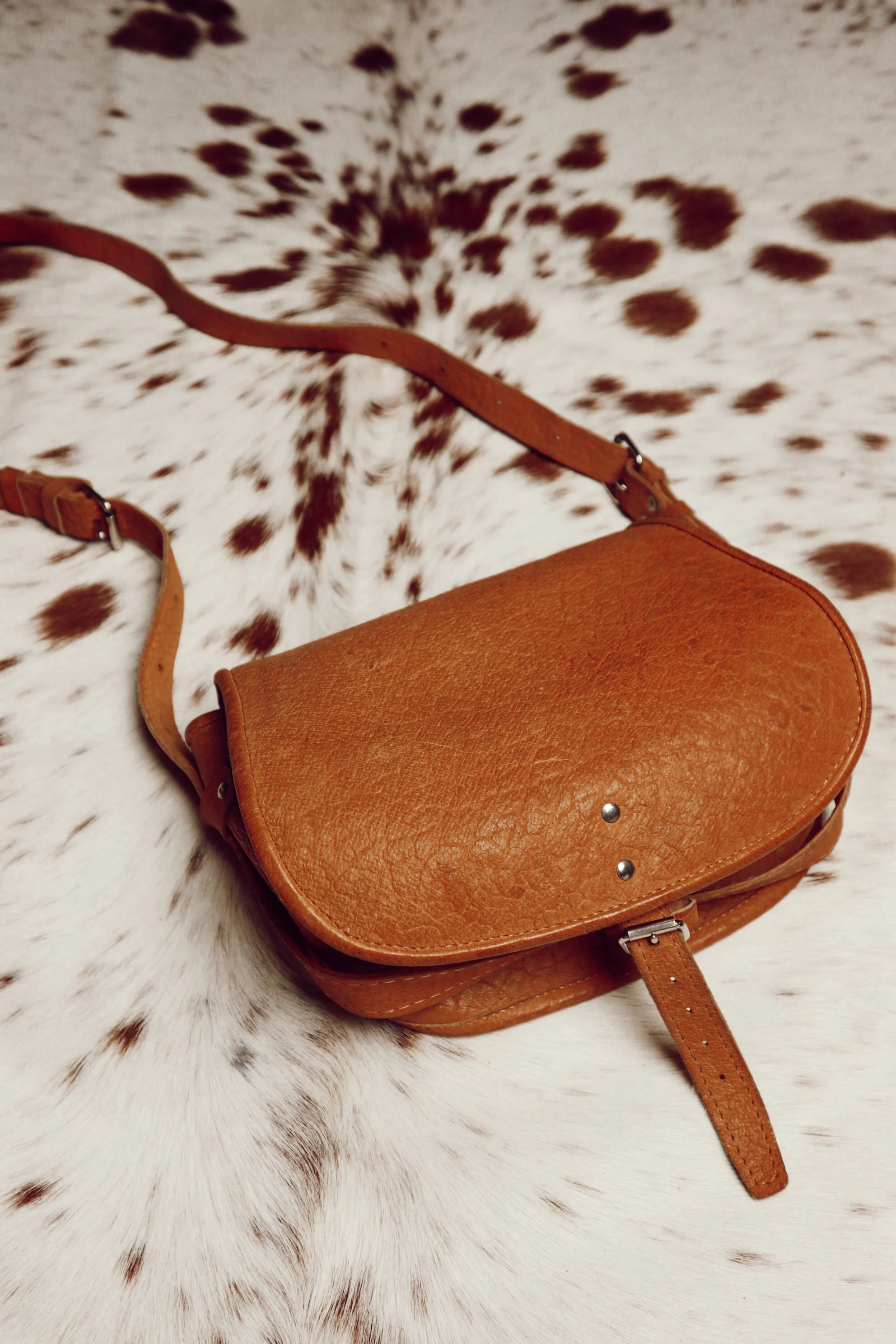 DALLAS : Vintage Textured Tan Brown Leather Satchel Bag