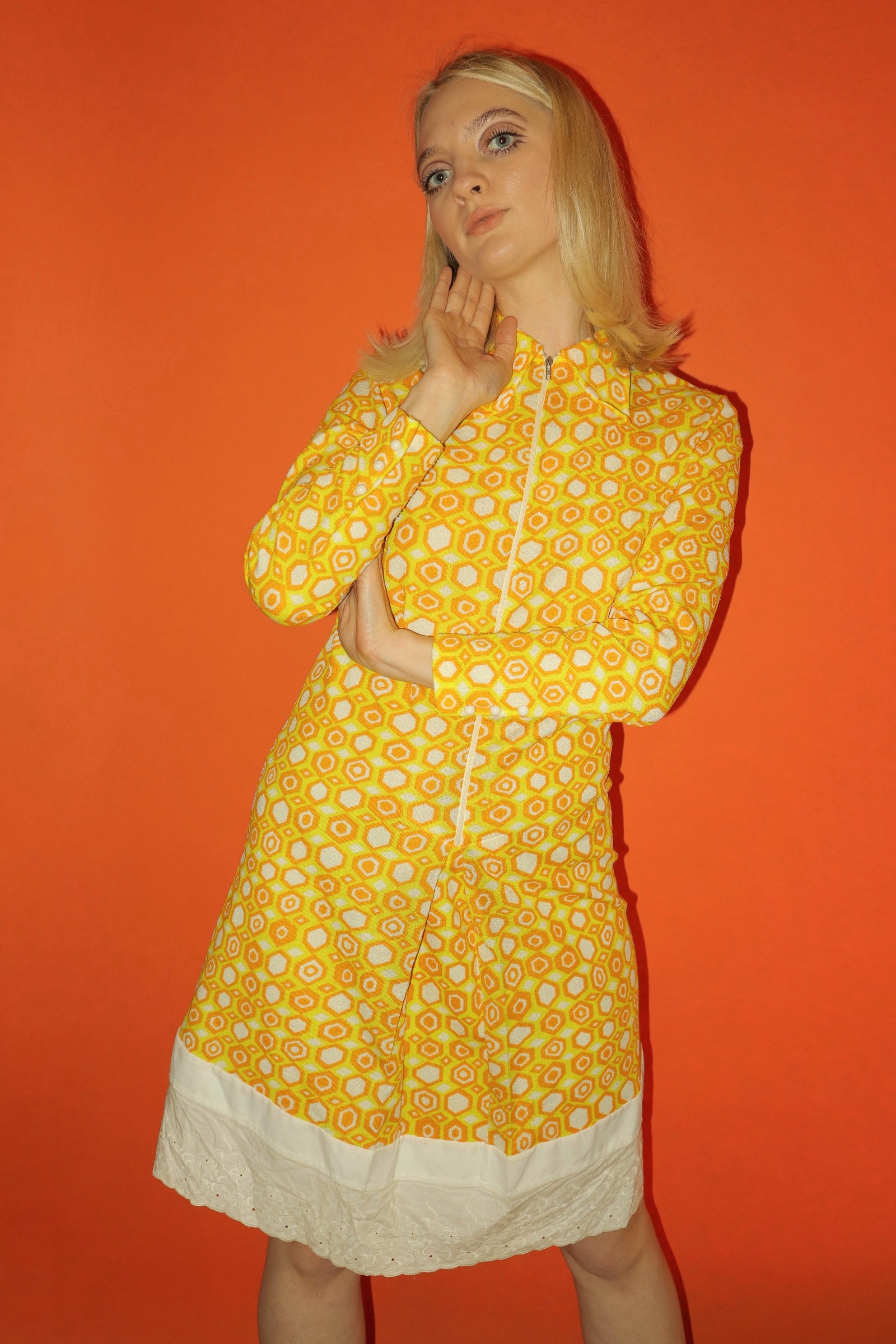 YELLOW HONEYCOMB PRINT ROUND COLLAR ZIP UP DRESS - SMALL.JPG